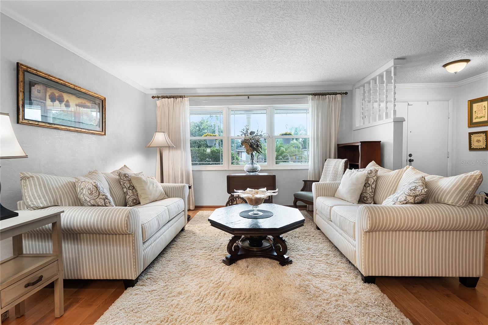 1315 N SHADOW RIDGE DR