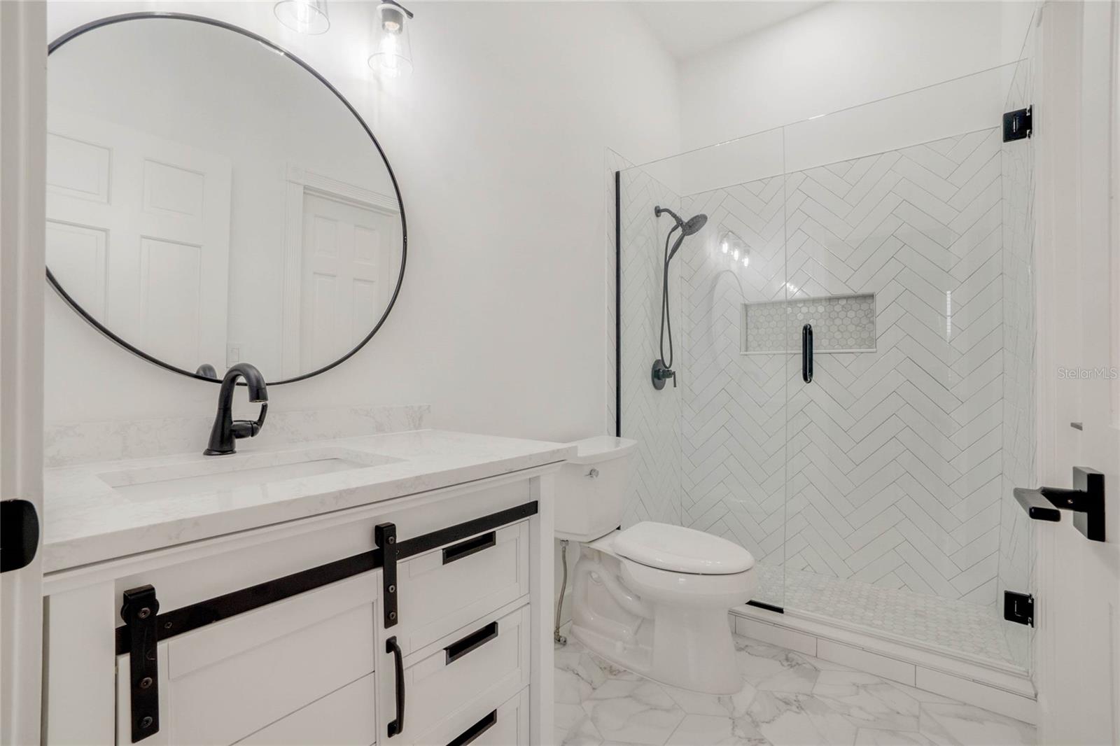 32327 EQUESTRIAN TRL