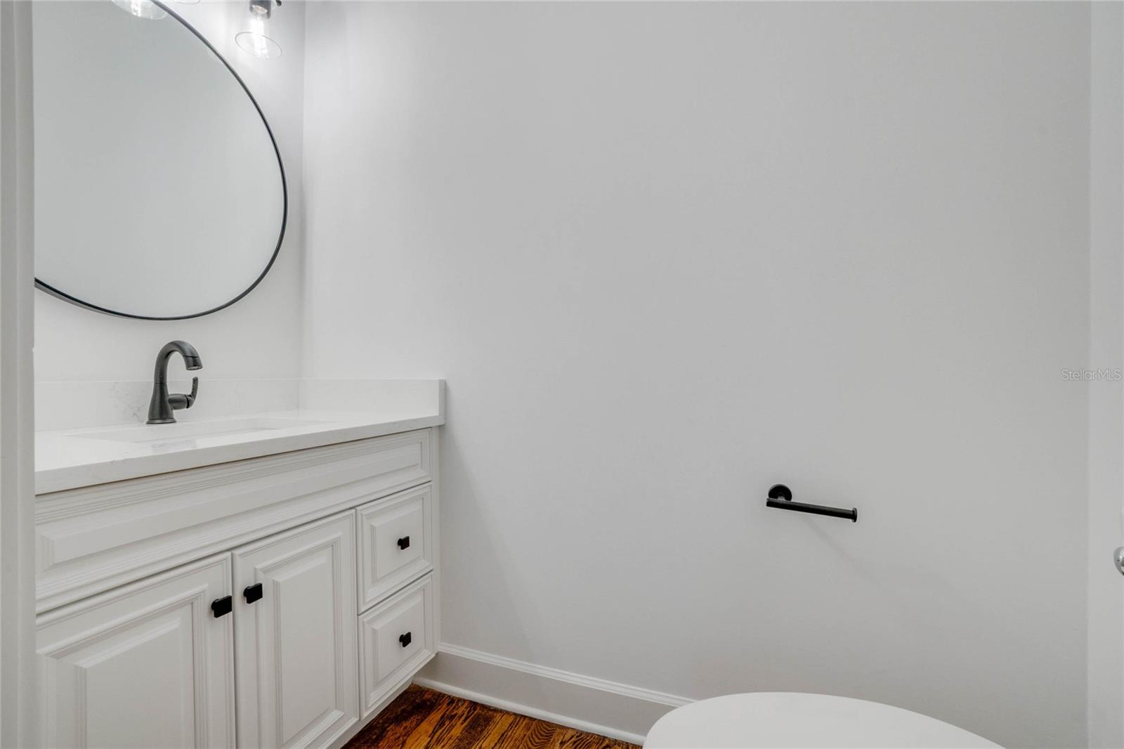 32327 EQUESTRIAN TRL