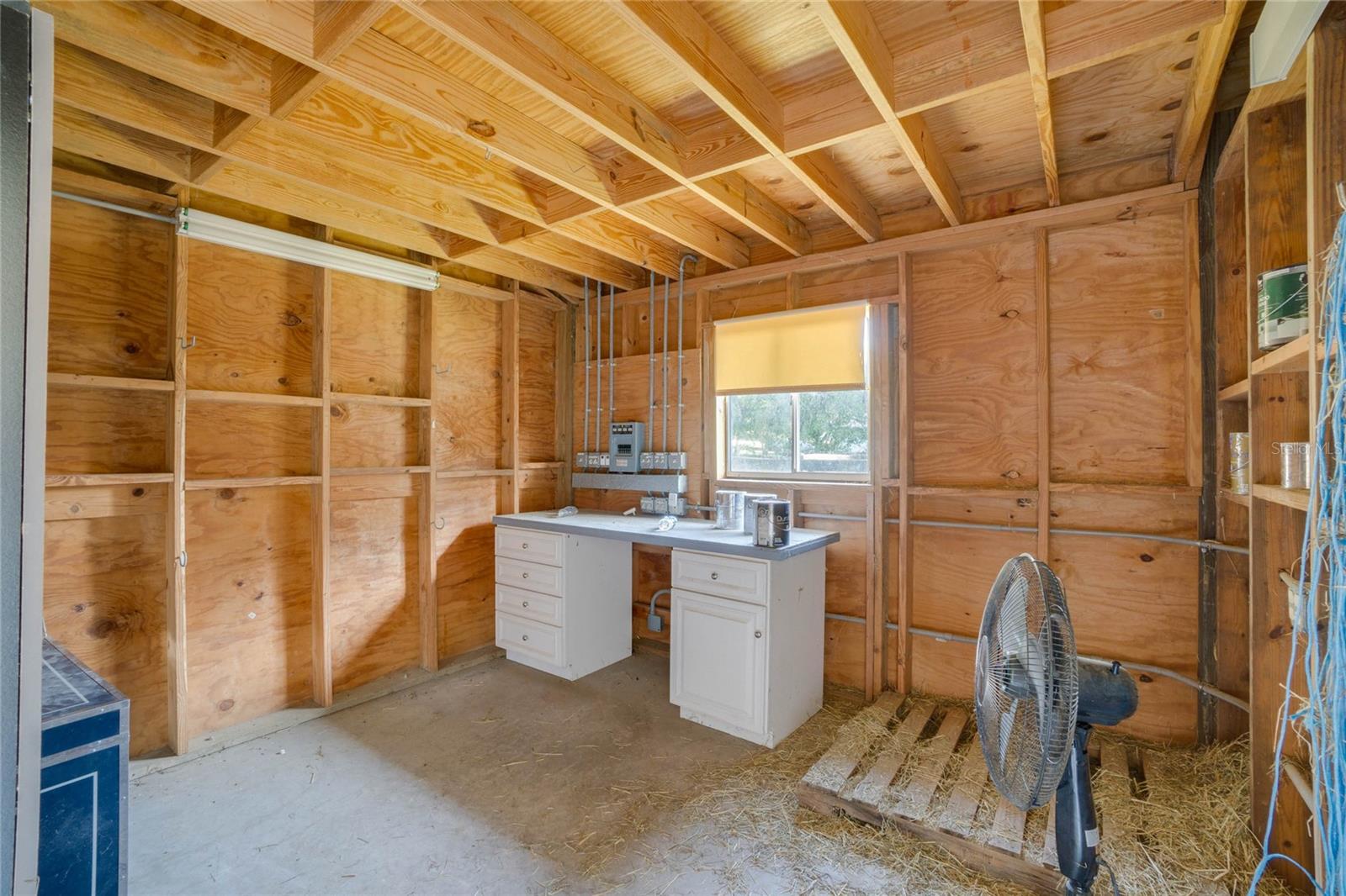 32327 EQUESTRIAN TRL