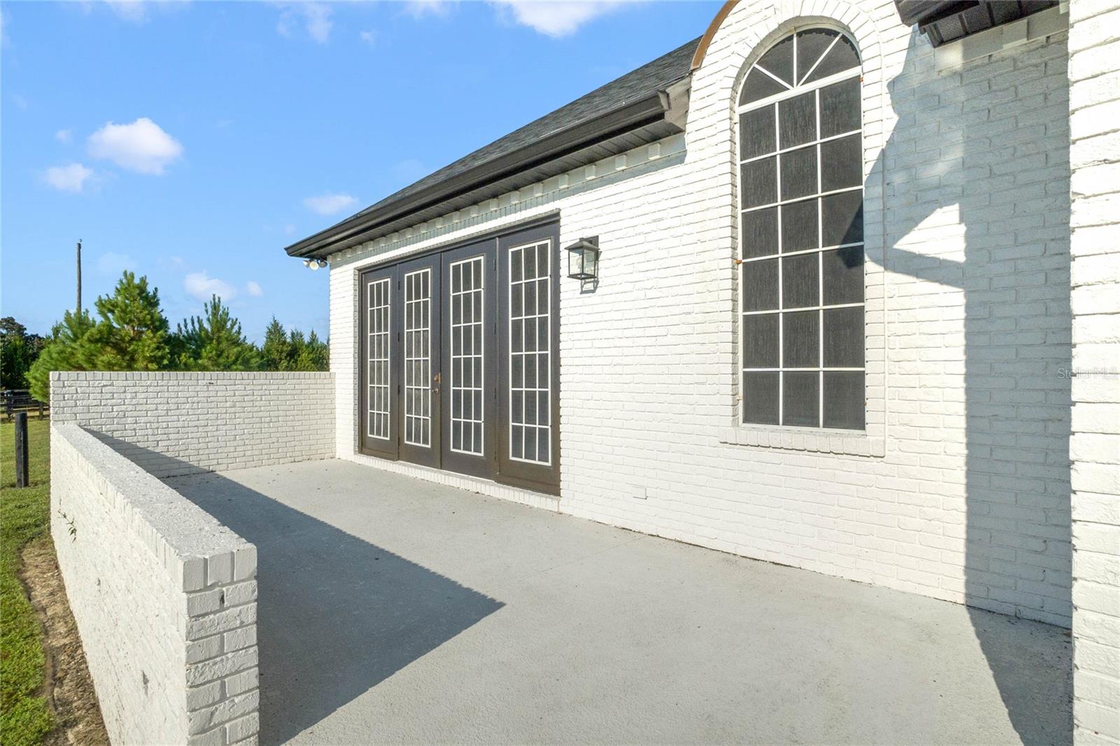 32327 EQUESTRIAN TRL