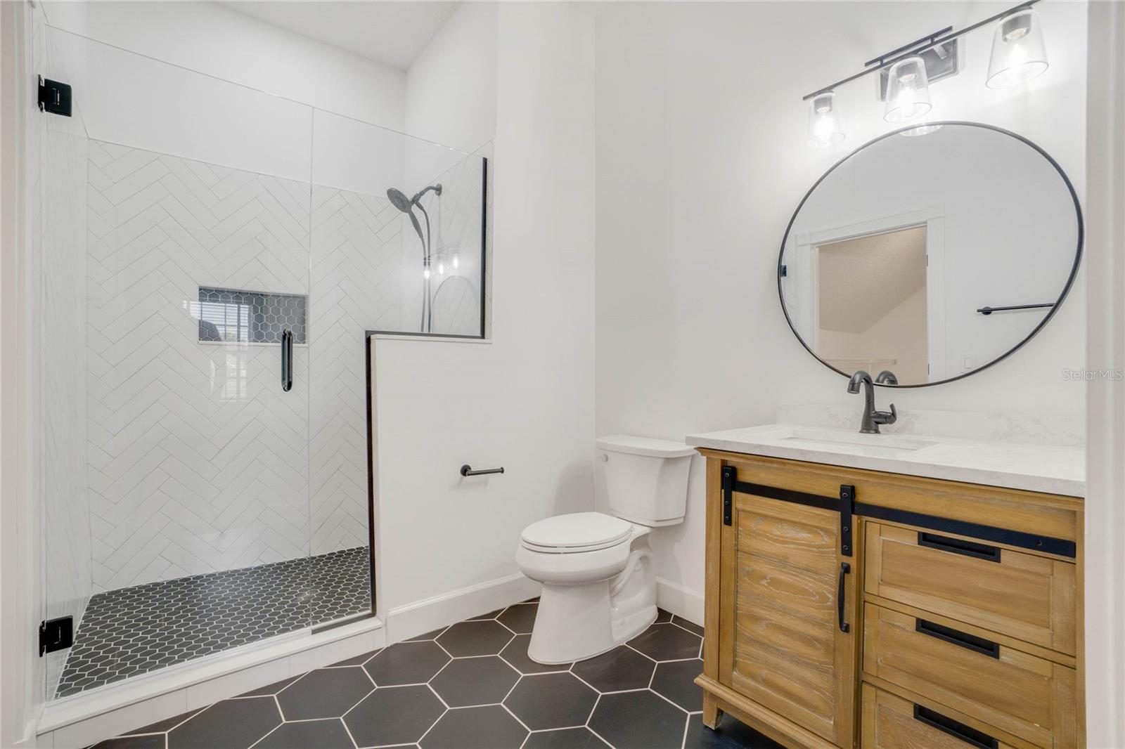 32327 EQUESTRIAN TRL