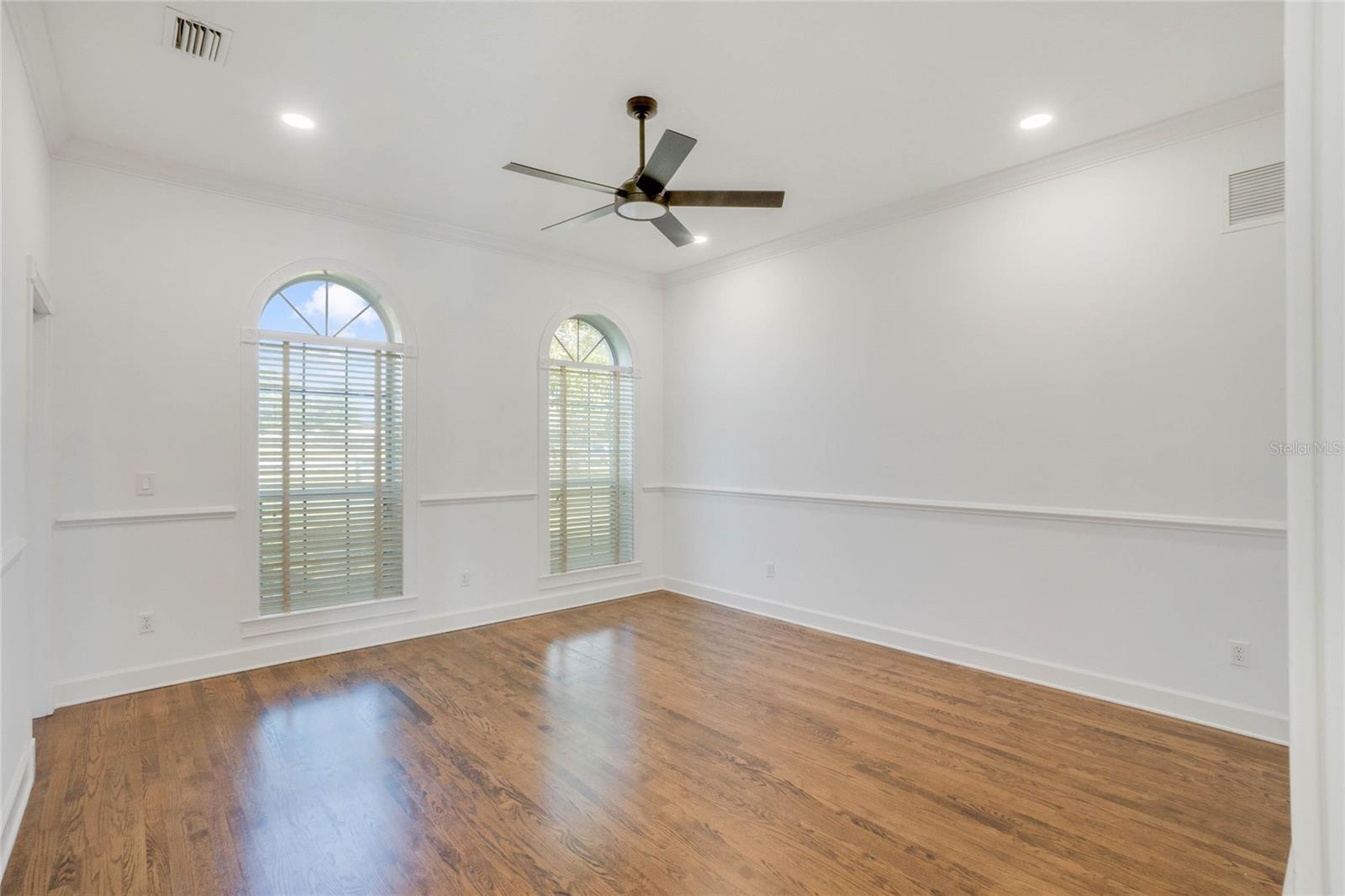 32327 EQUESTRIAN TRL