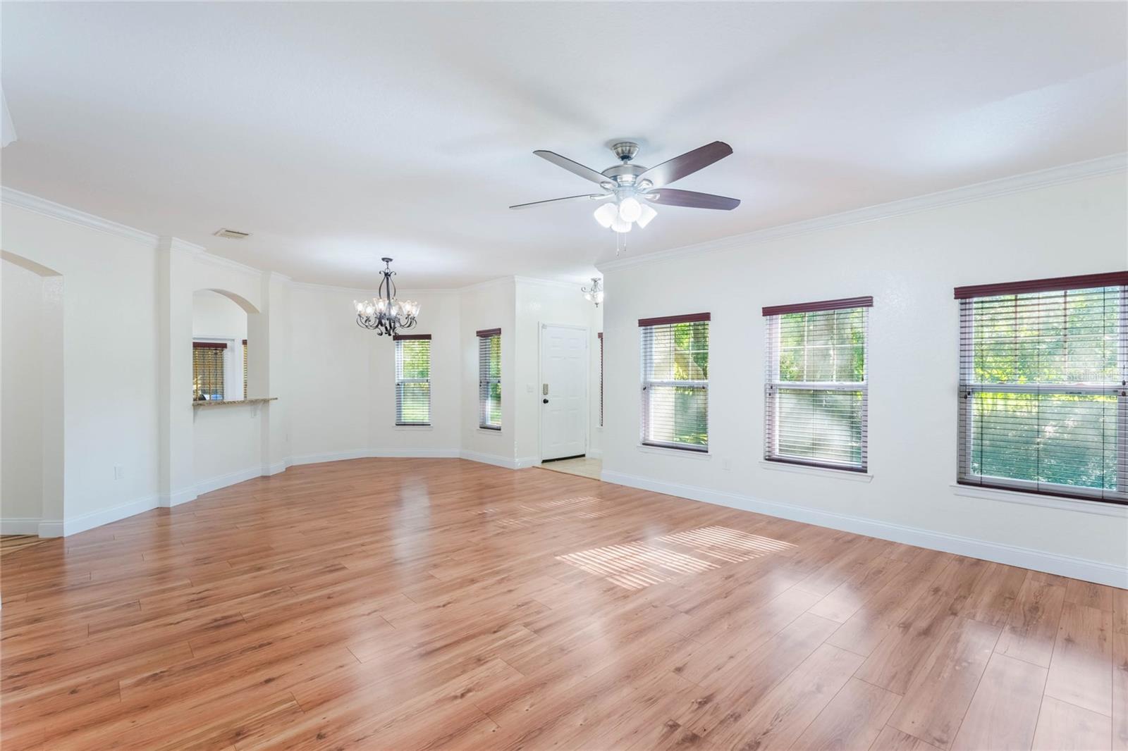 213 VILLA DI ESTE TER #113