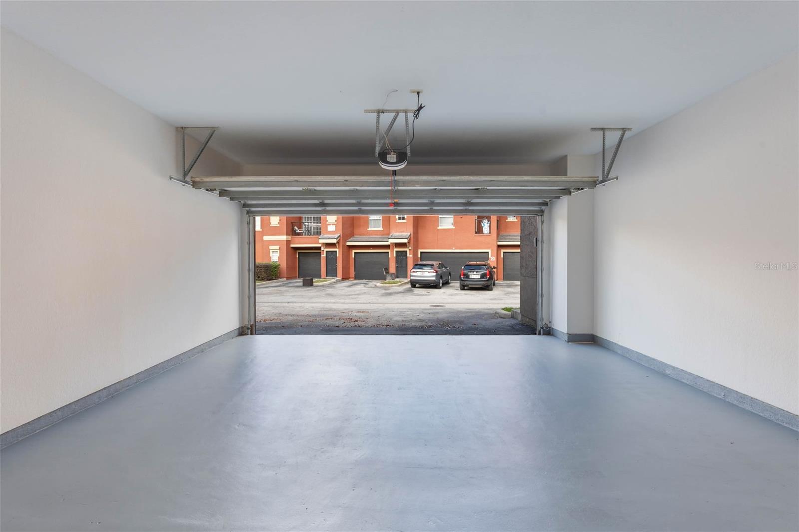 213 VILLA DI ESTE TER #113