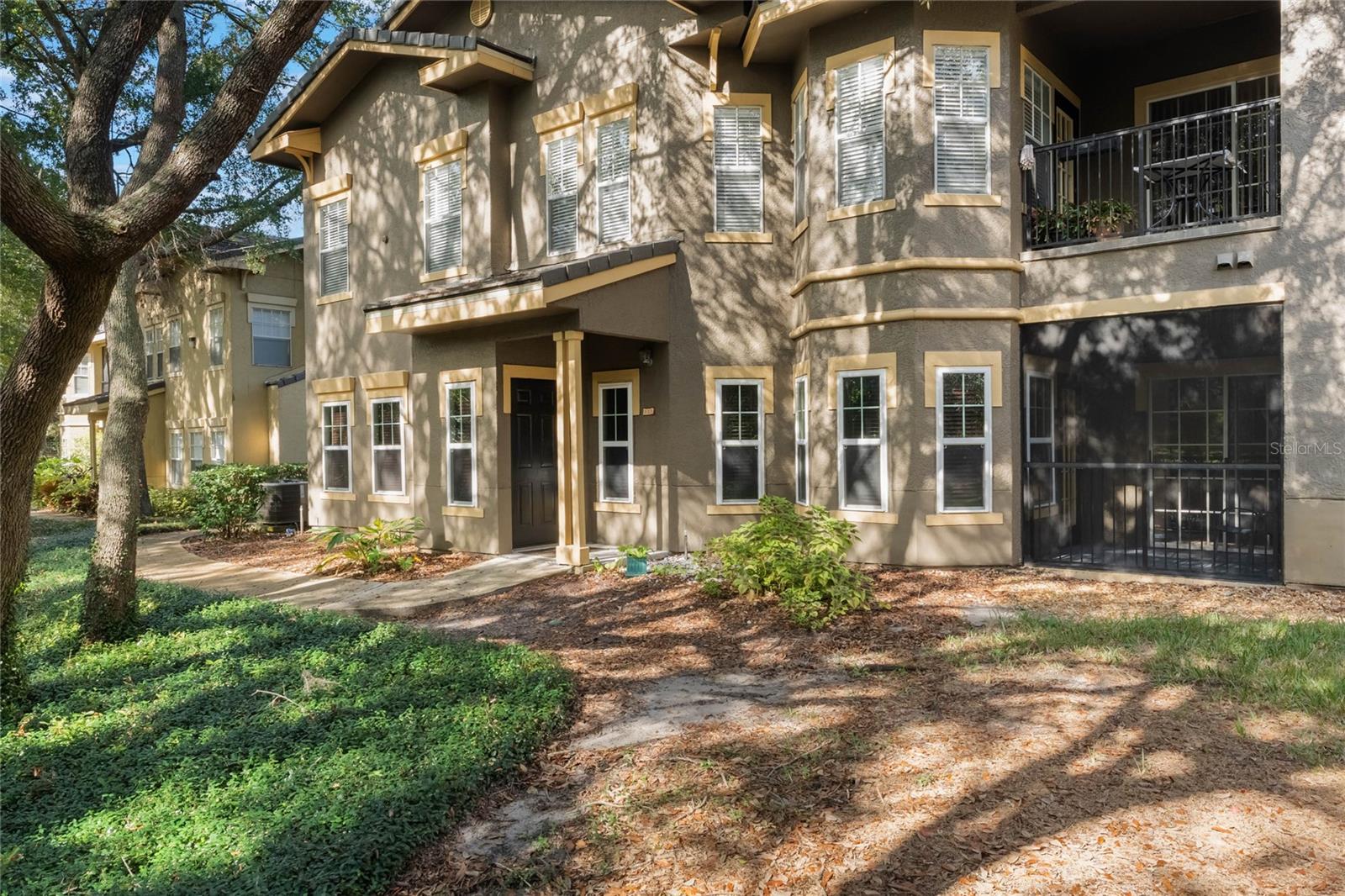 213 VILLA DI ESTE TER #113