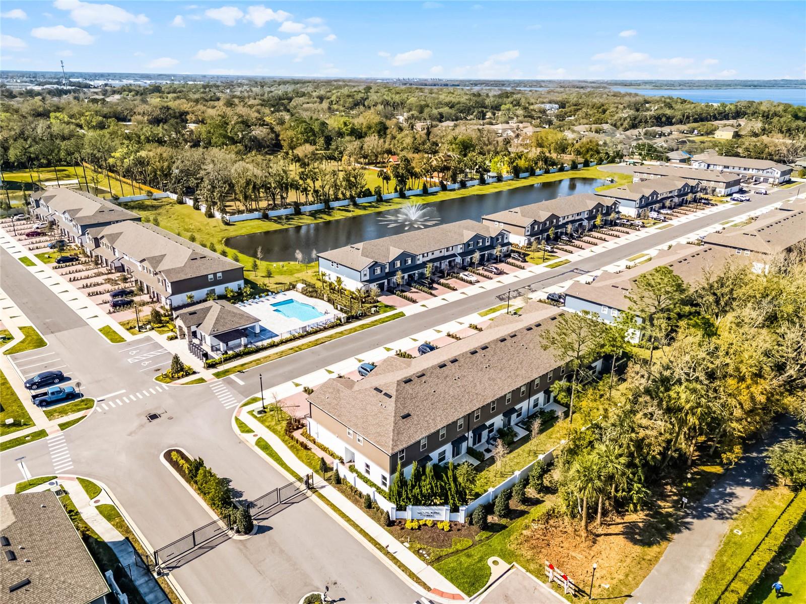 385 CAPE HONEYSUCKLE PL