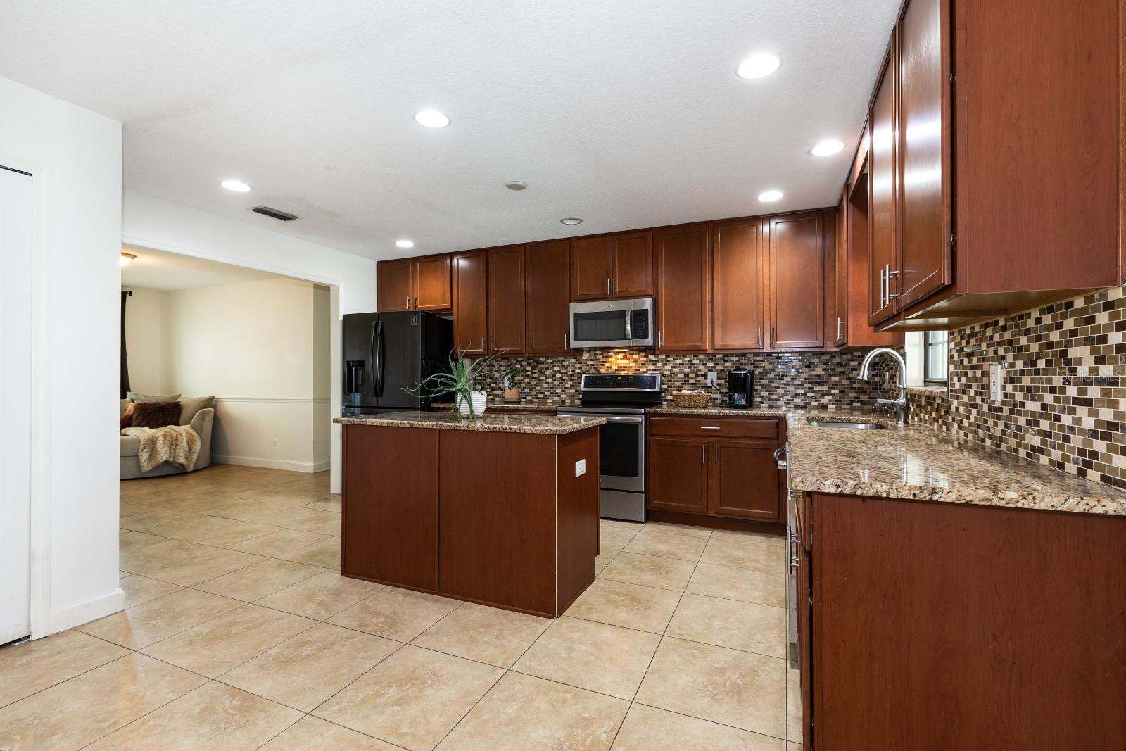 2661 JENNIFER HOPE BLVD