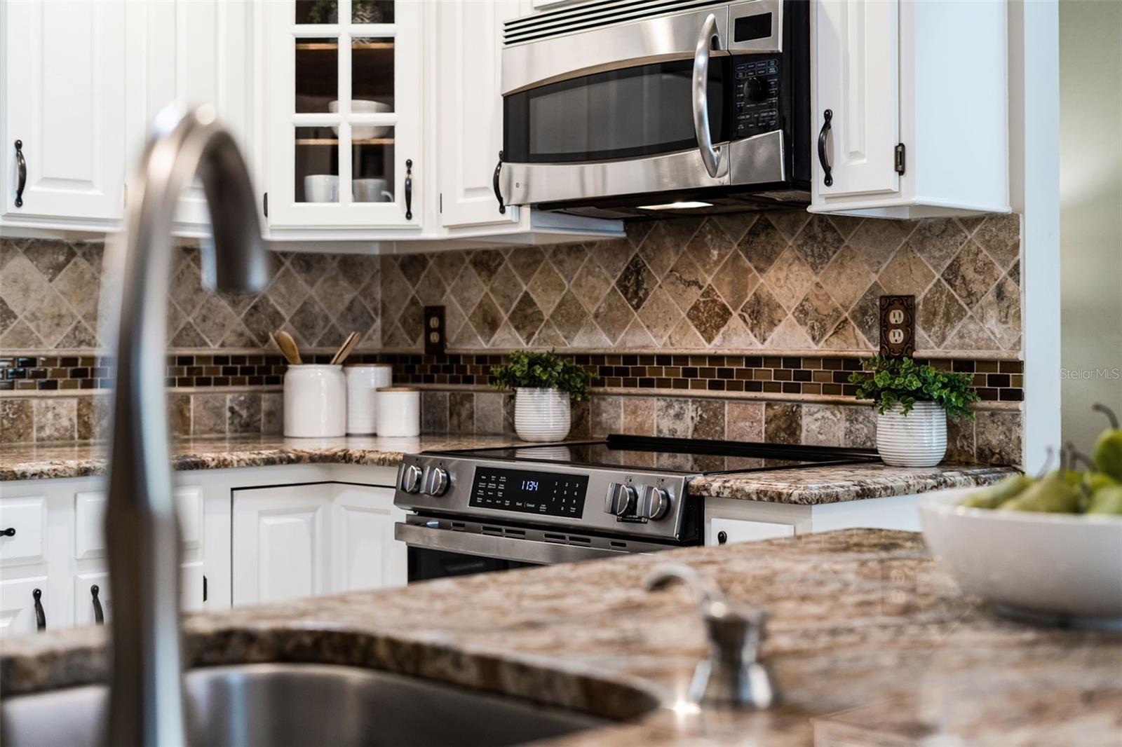 12041 GRAY BIRCH CIR