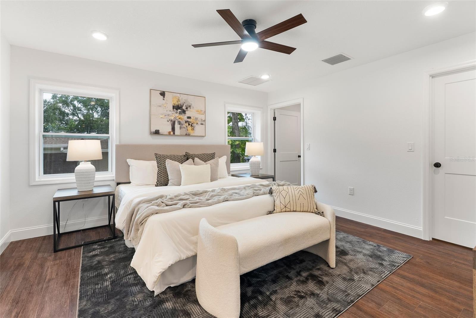 502 SAN SEBASTIAN PRADO