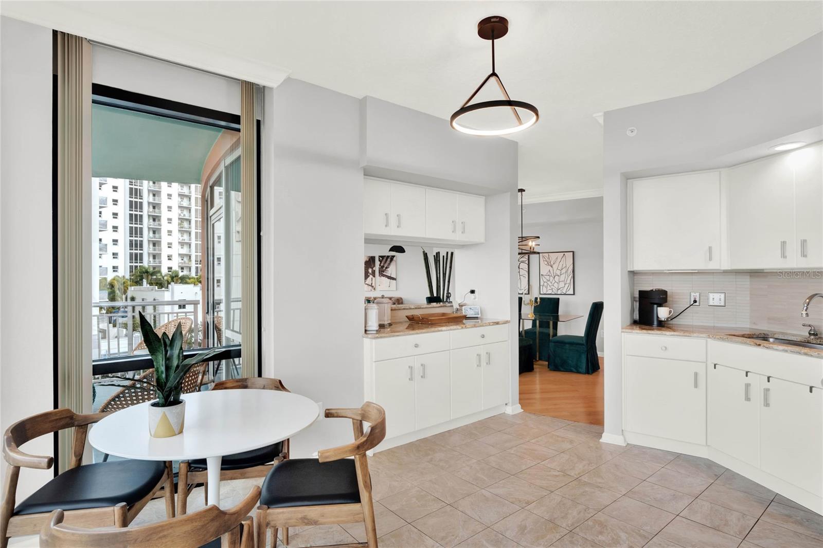 322 E CENTRAL BLVD #901