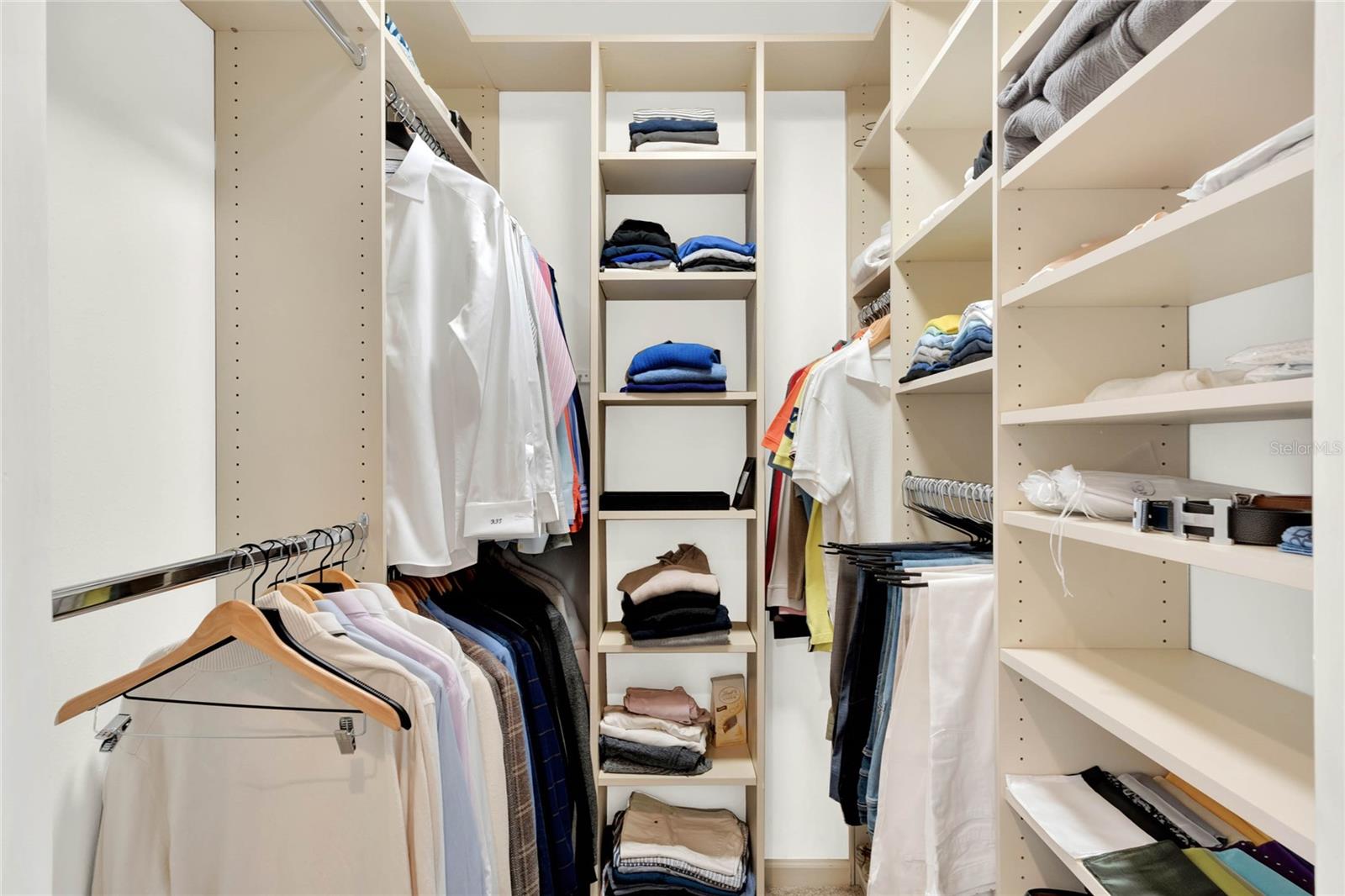 322 E CENTRAL BLVD #901