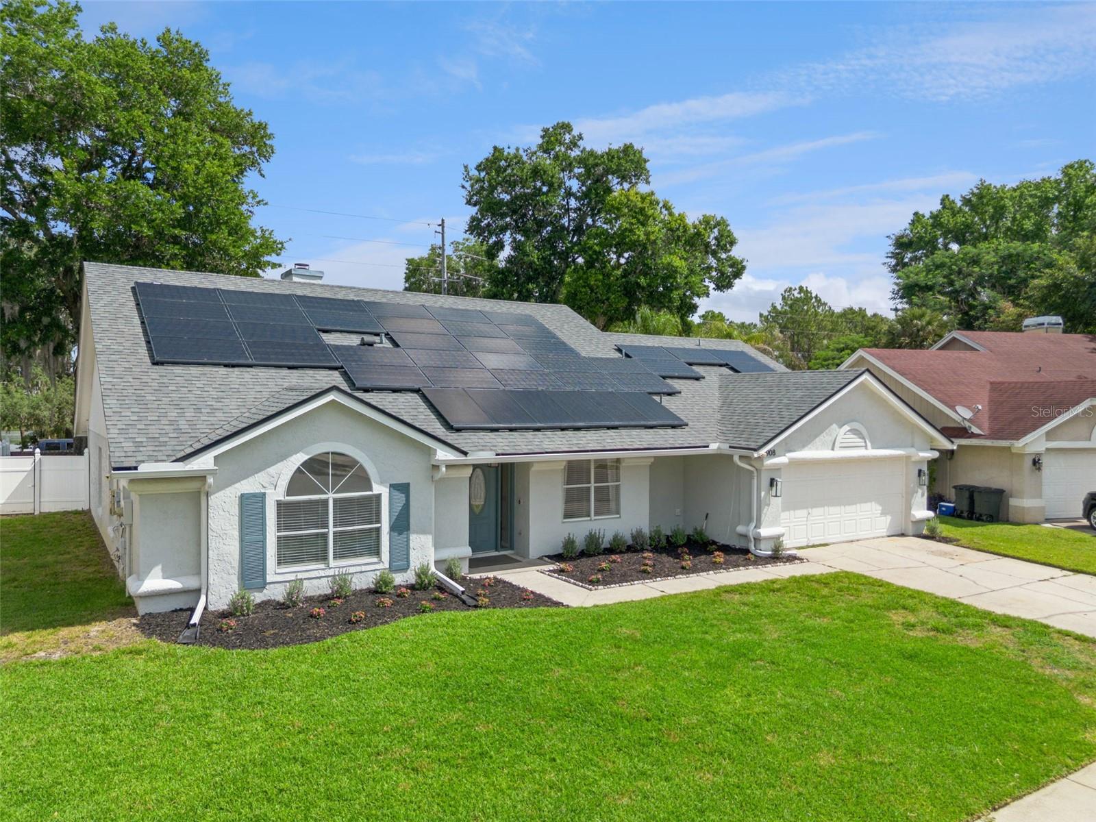 908 SLOEWOOD CT