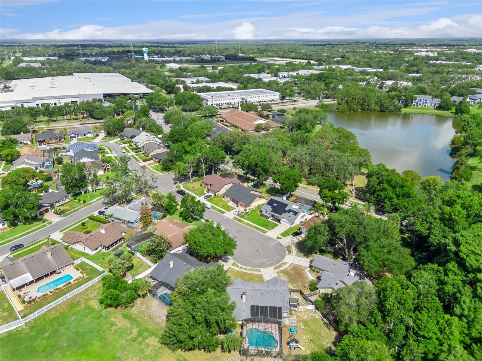908 SLOEWOOD CT
