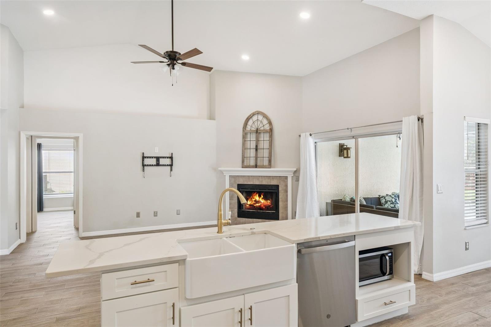 908 SLOEWOOD CT