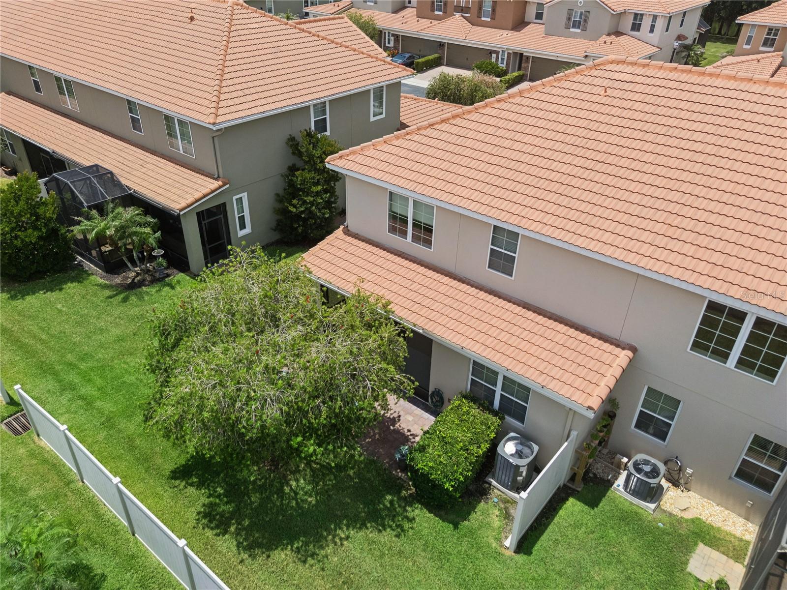 5571 SIRACUSA LN
