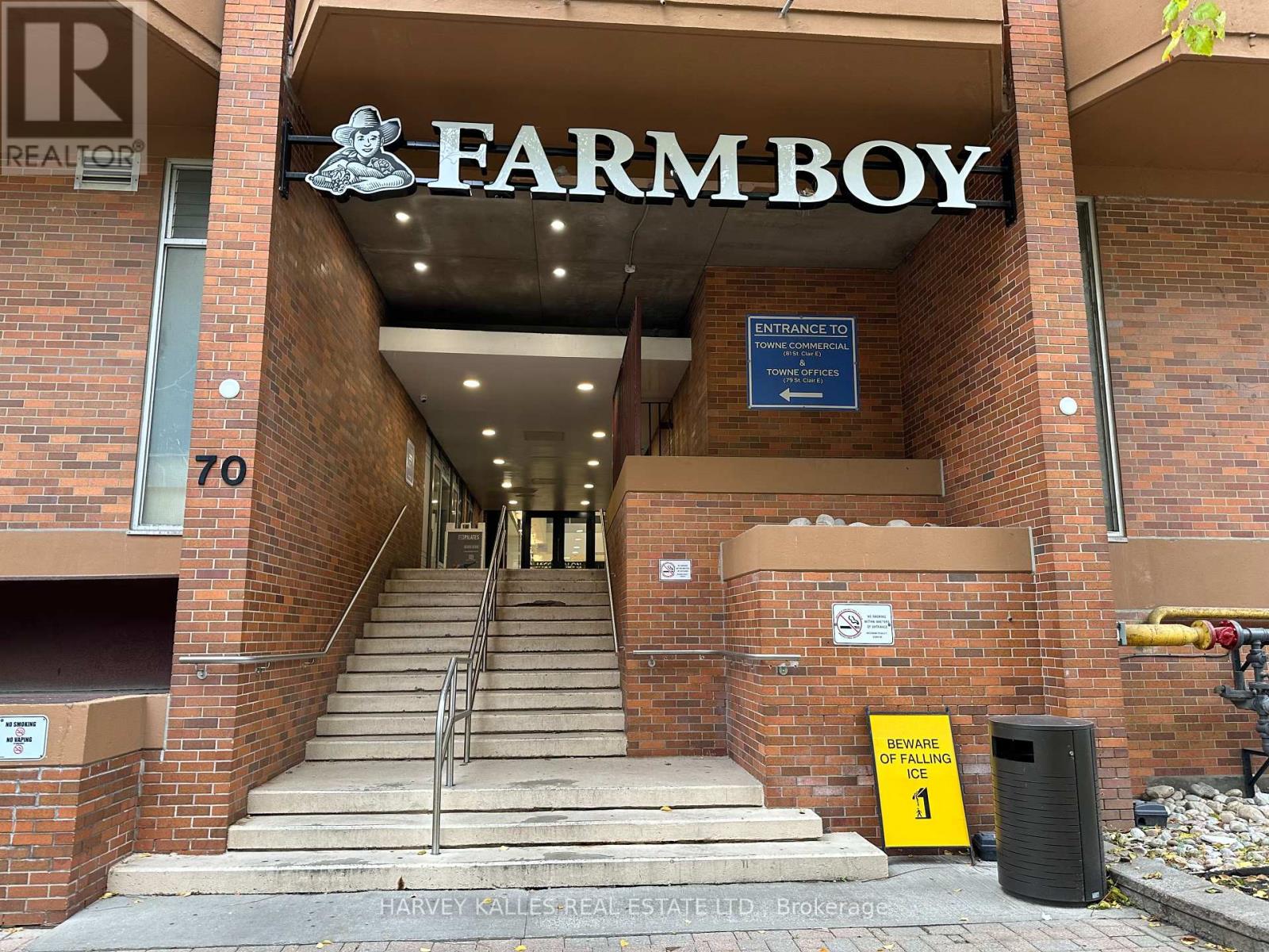 102 - 79 ST CLAIR AVENUE E
