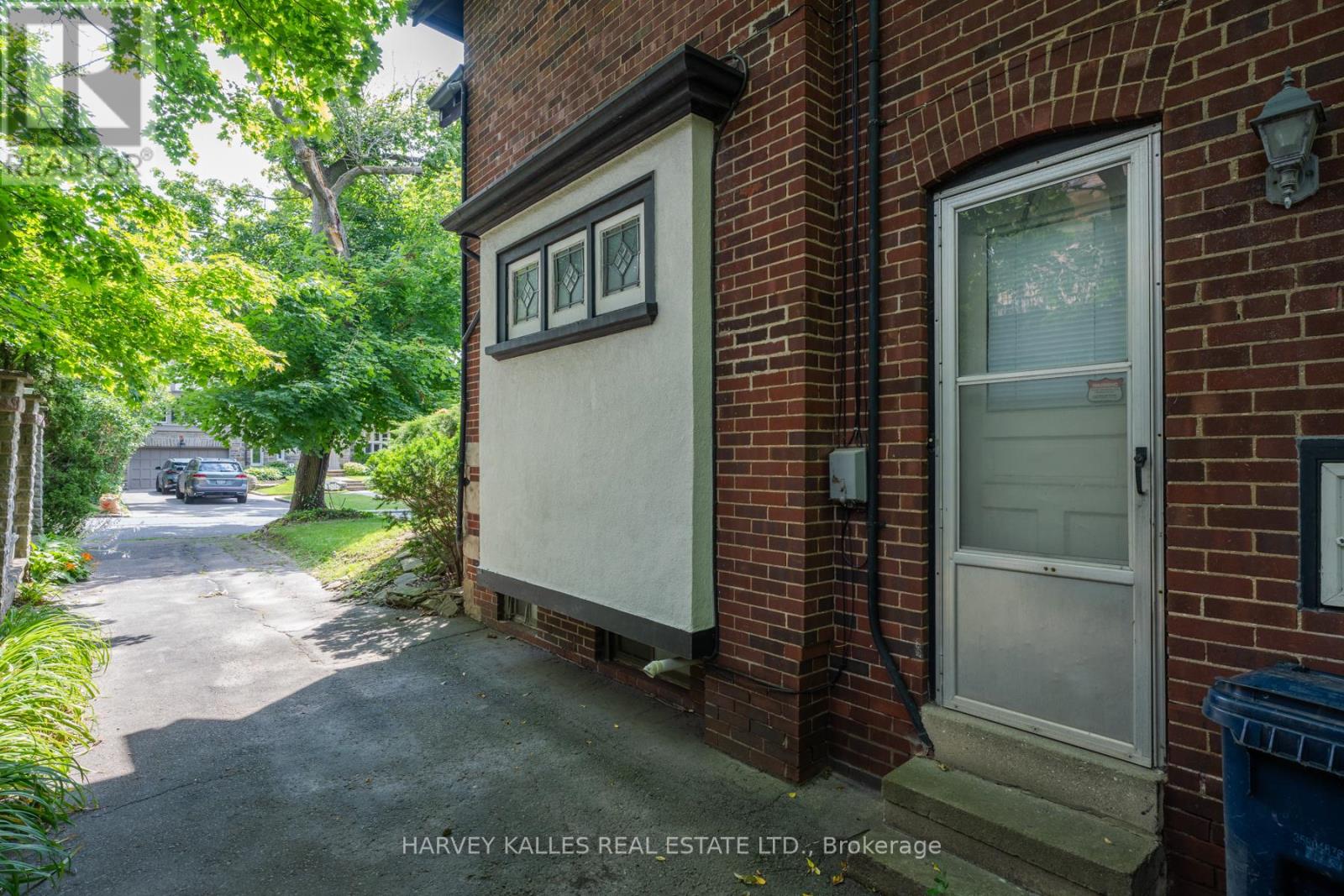 412 GLENAYR ROAD