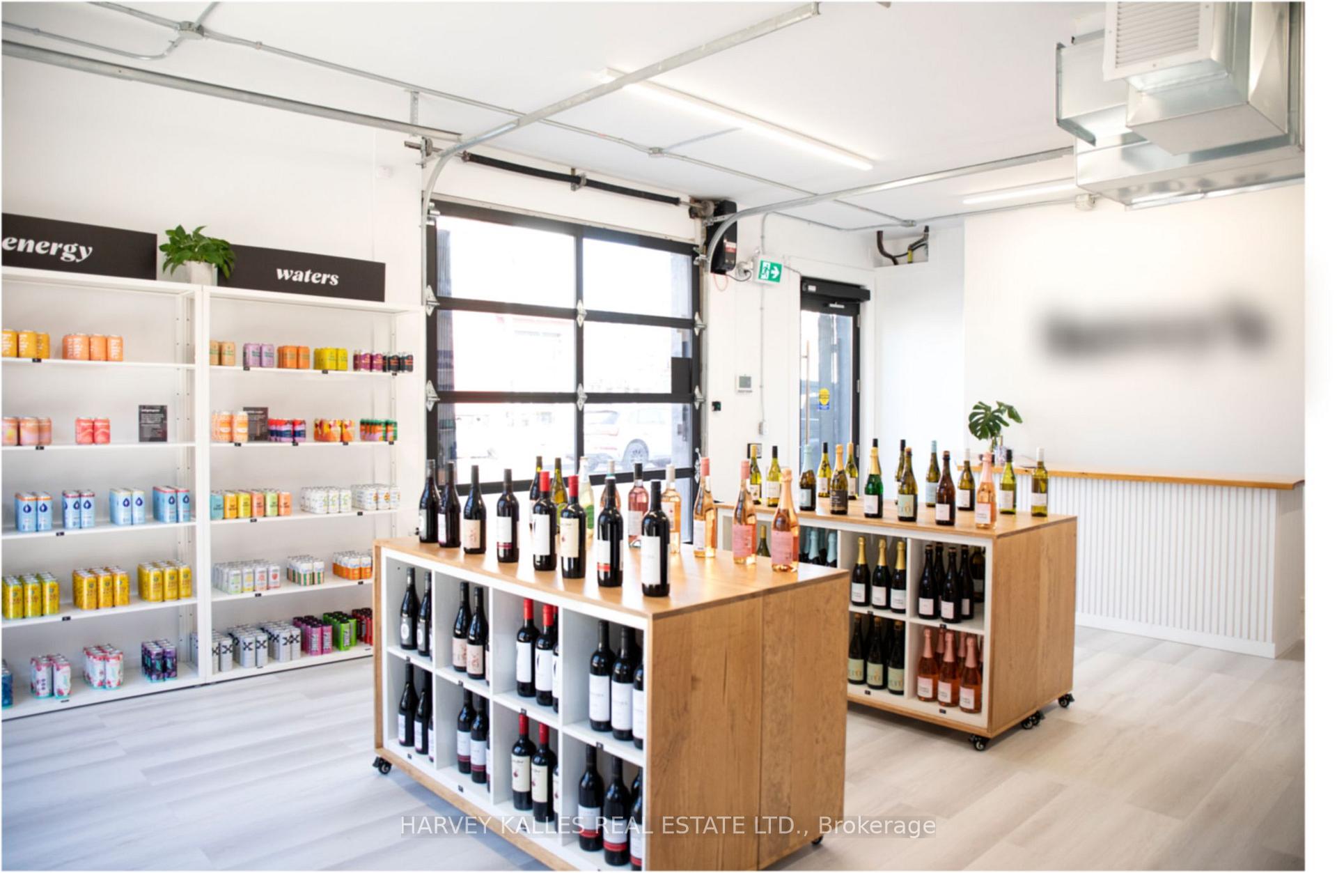 398 Spadina Avenue 2