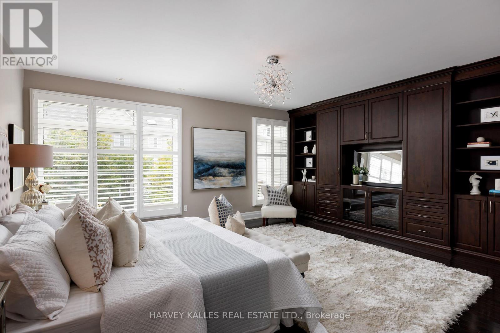 304 - 51 YORK MILLS ROAD