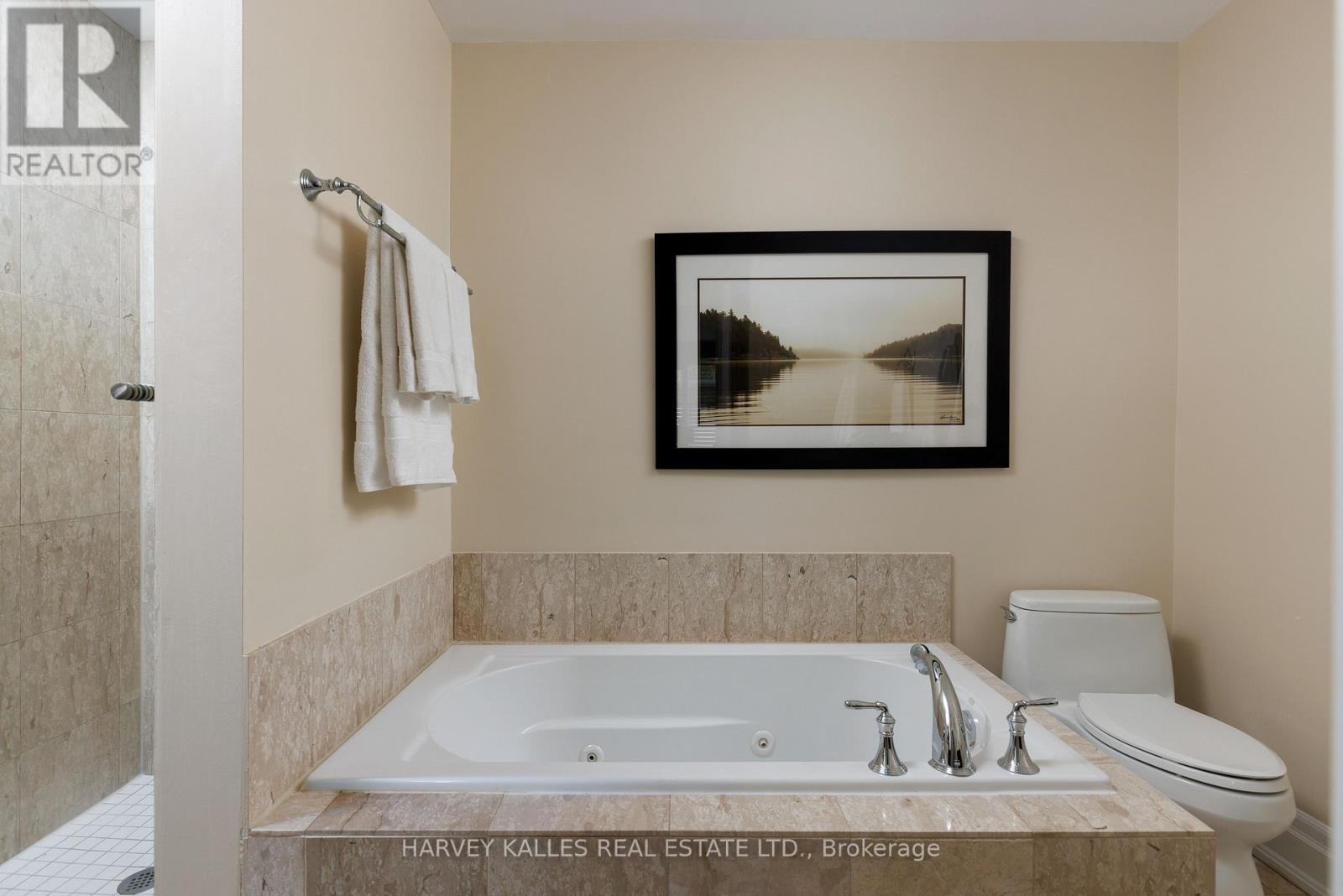 304 - 51 YORK MILLS ROAD