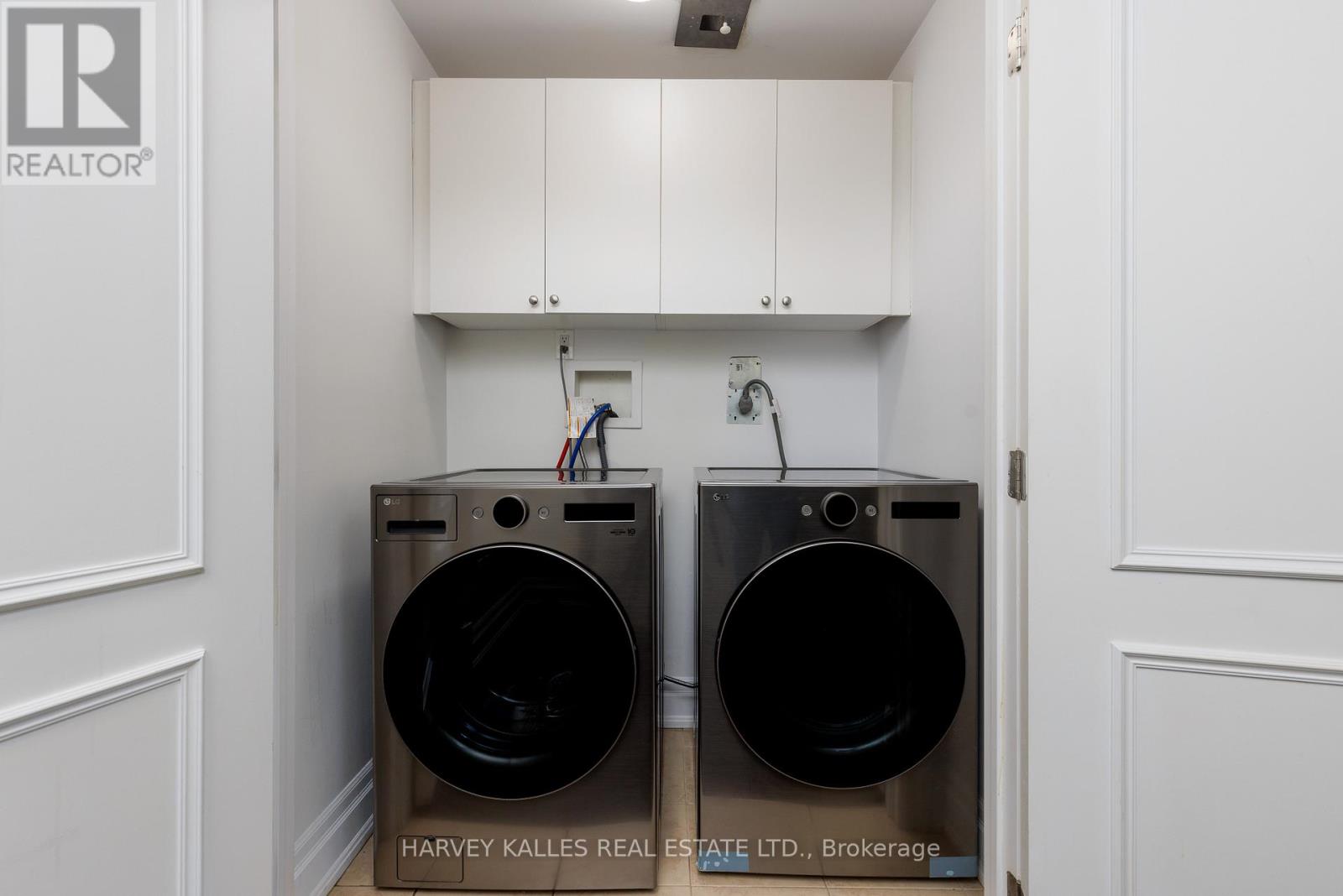 304 - 51 YORK MILLS ROAD