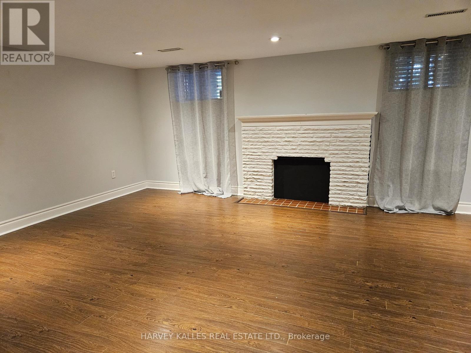 LOWER - 85 LANARK AVENUE