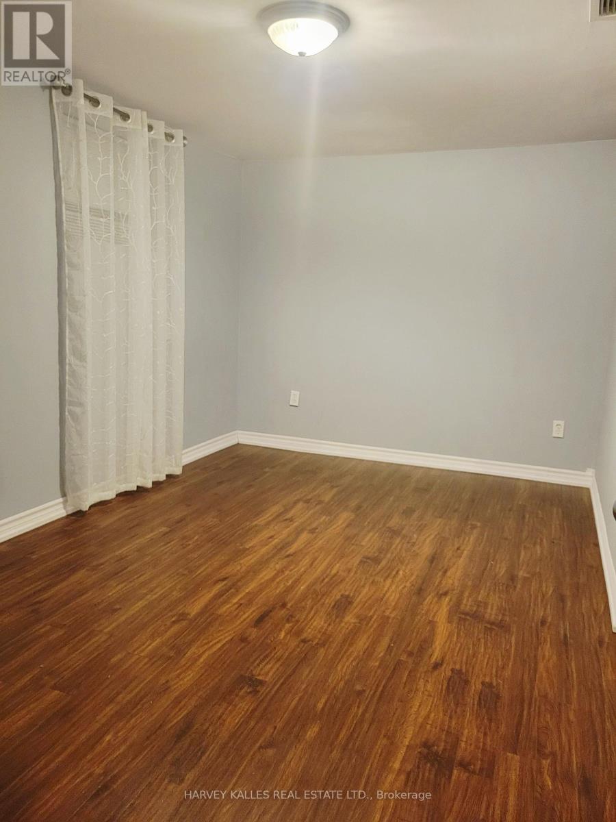 LOWER - 85 LANARK AVENUE