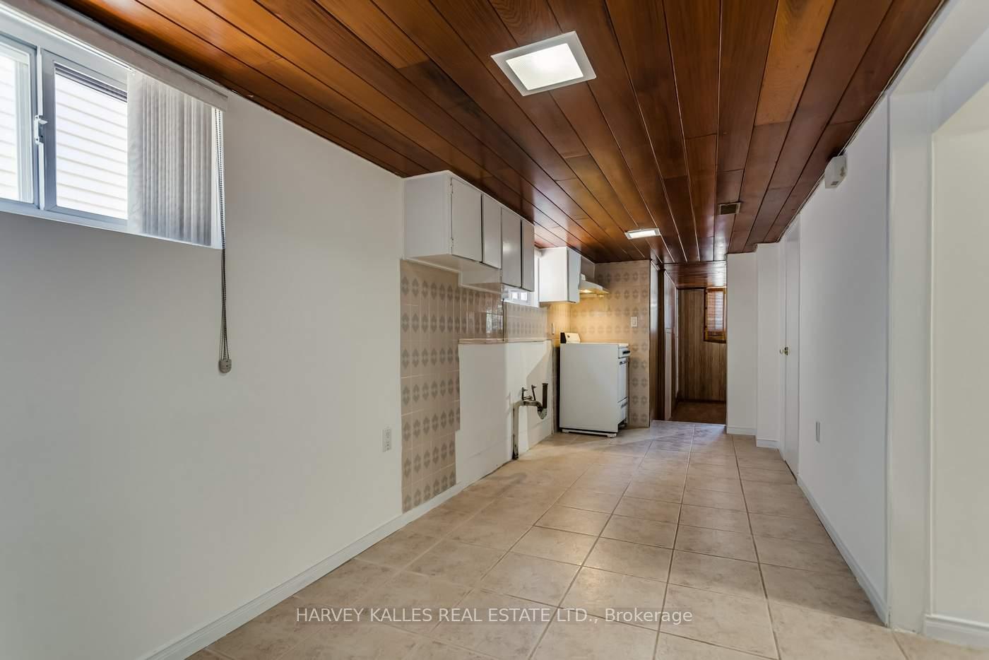 7 Mulberry Crescent