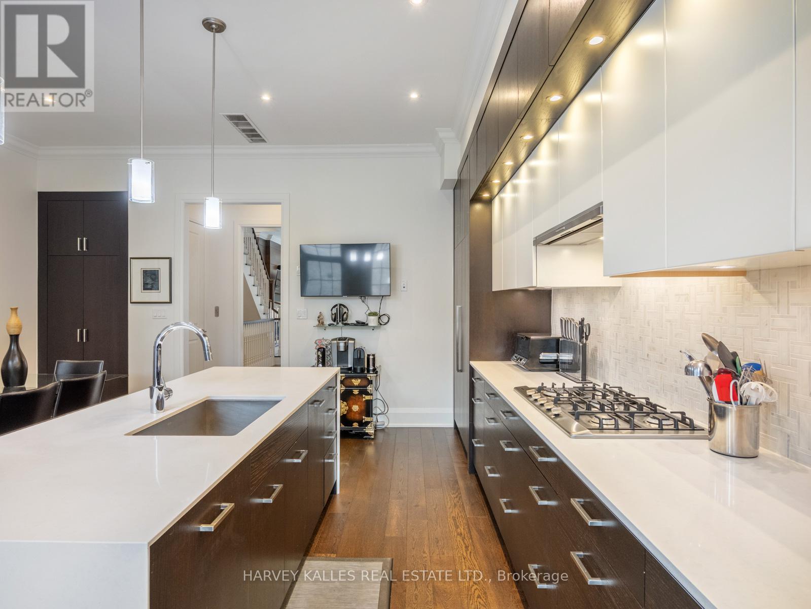 A - 2460 BAYVIEW AVENUE