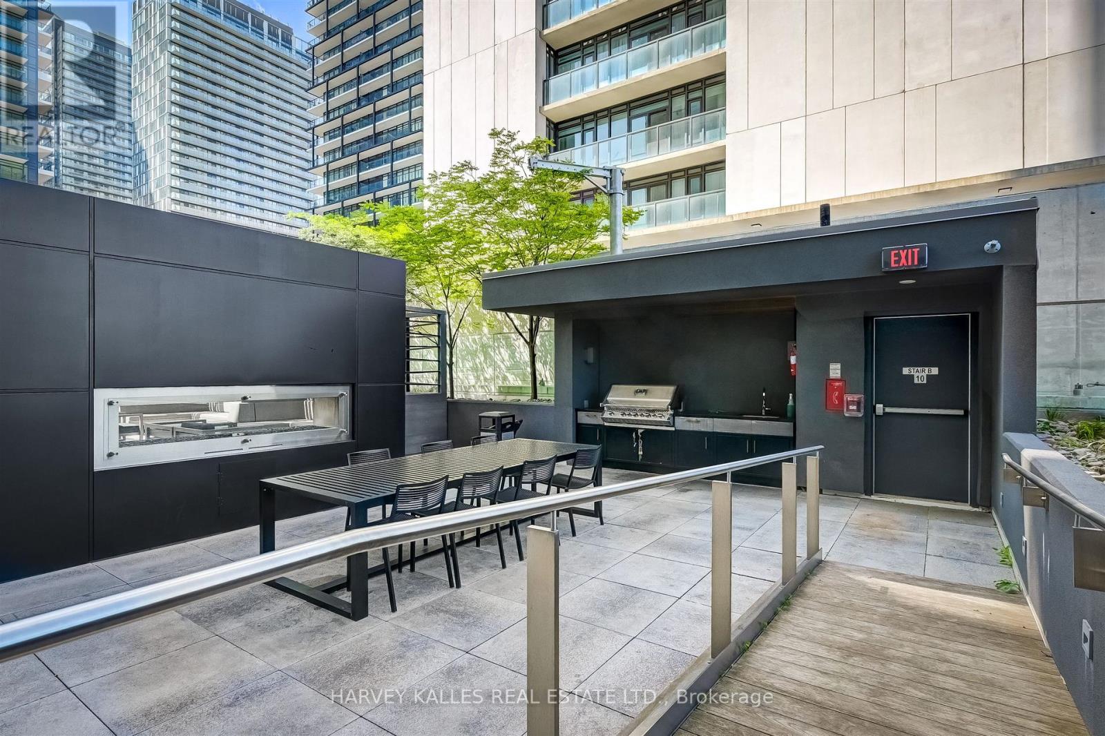 1508 - 318 RICHMOND STREET W