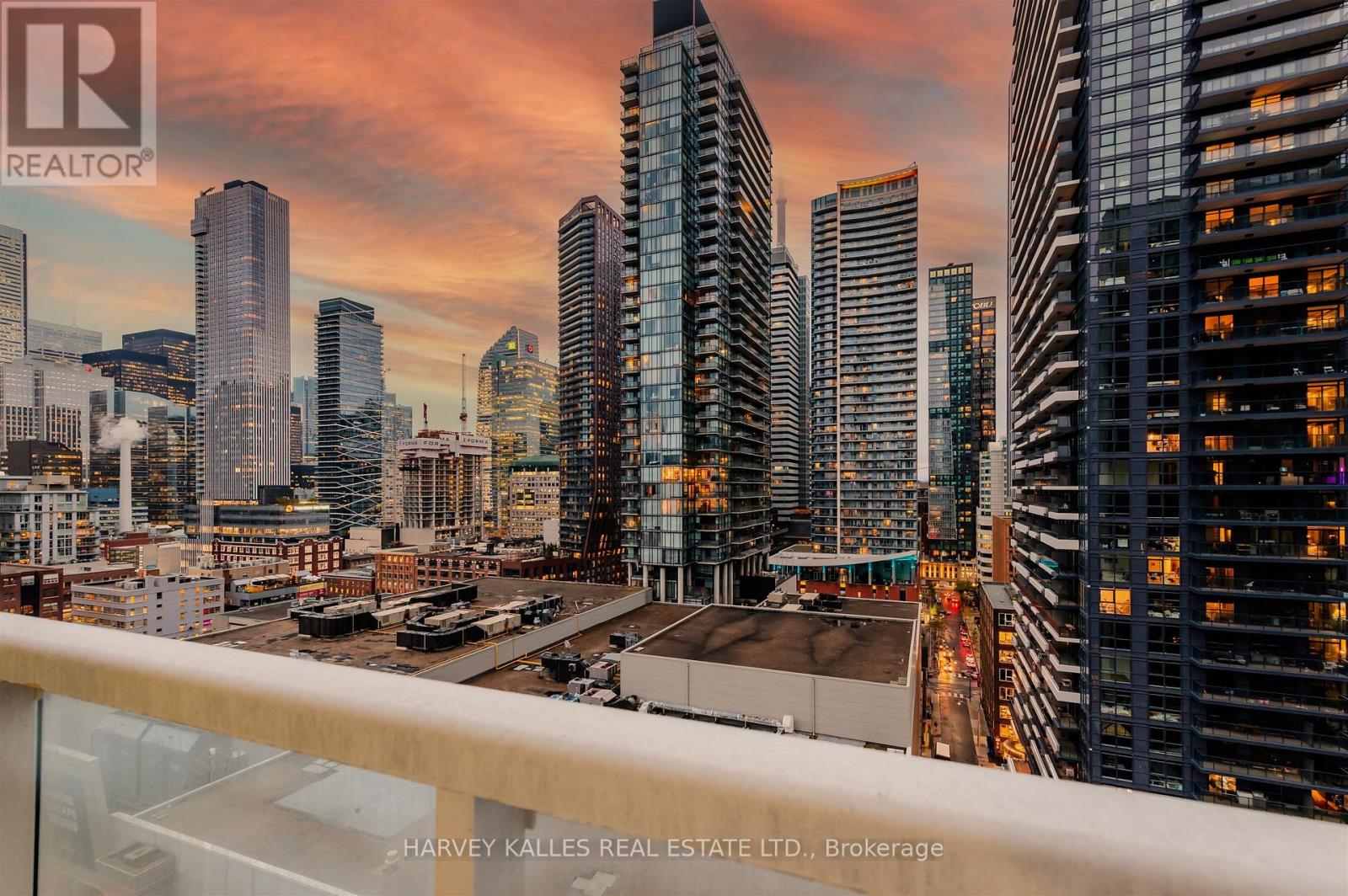 1508 - 318 RICHMOND STREET W