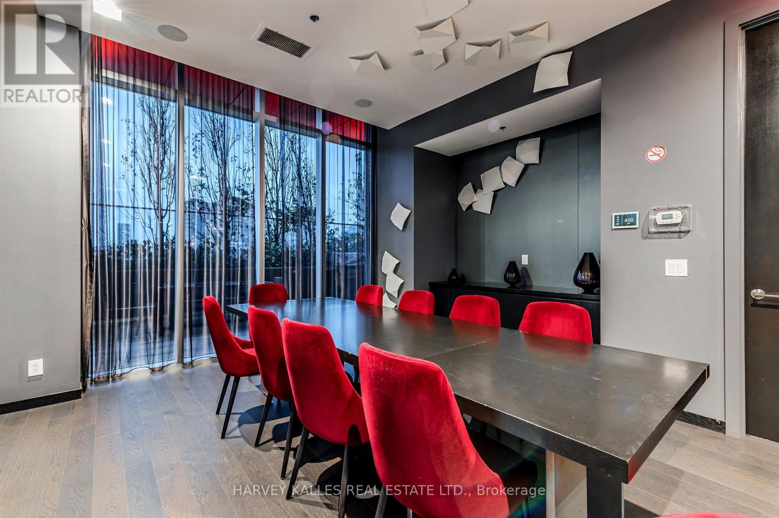 1508 - 318 RICHMOND STREET W