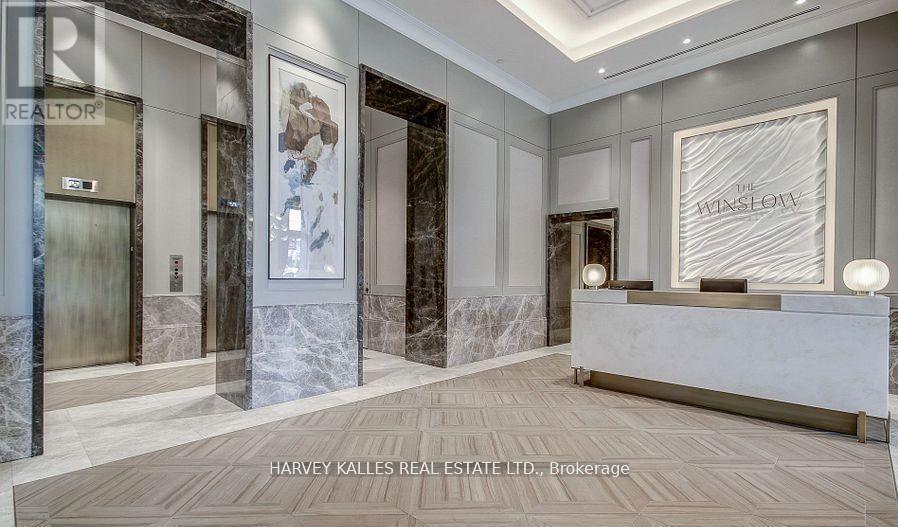 403 - 1 STRATHGOWAN AVENUE