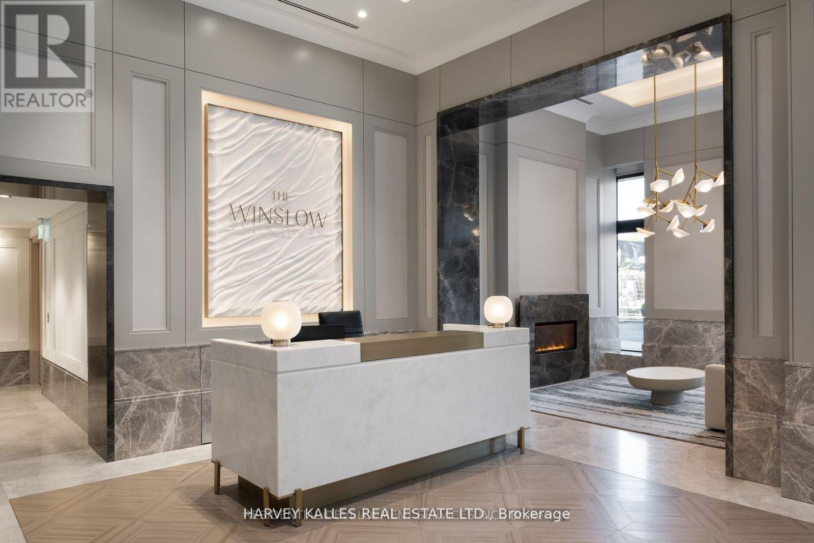 403 - 1 STRATHGOWAN AVENUE