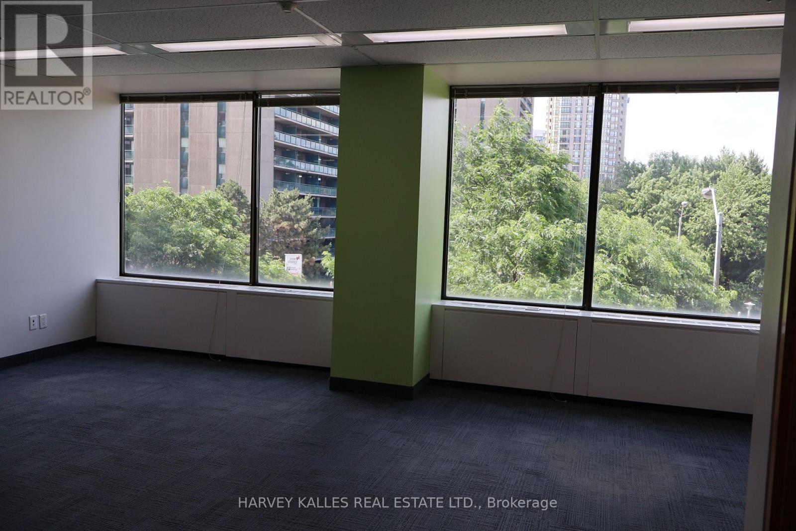 302 - 45 SHEPPARD AVENUE E