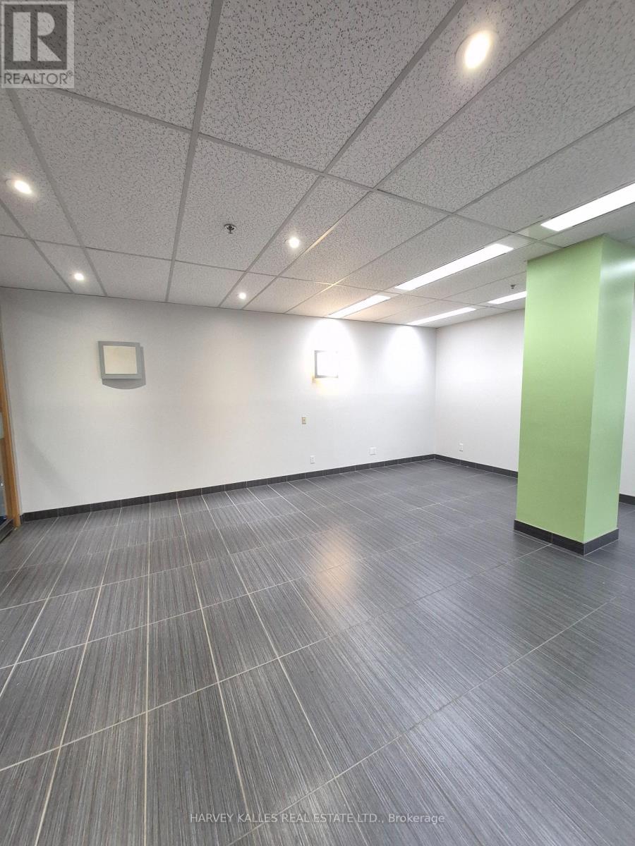 302 - 45 SHEPPARD AVENUE E