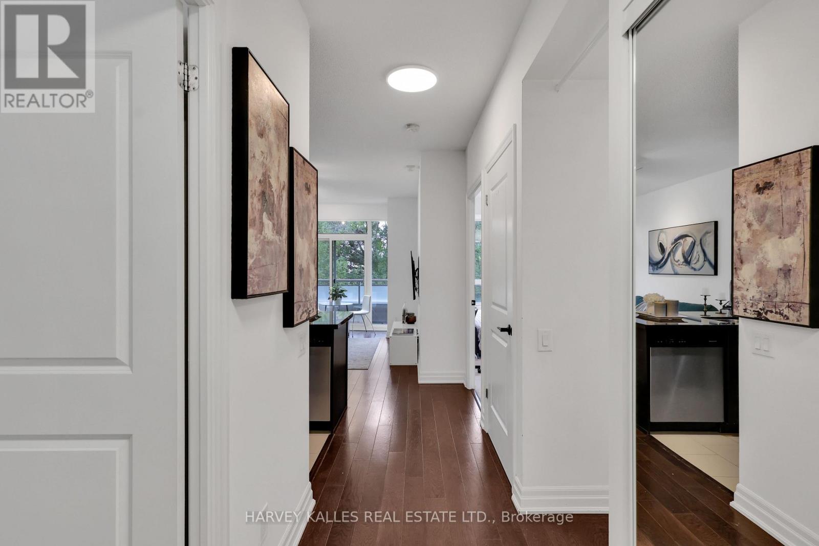 305 - 17 RUDDINGTON DRIVE