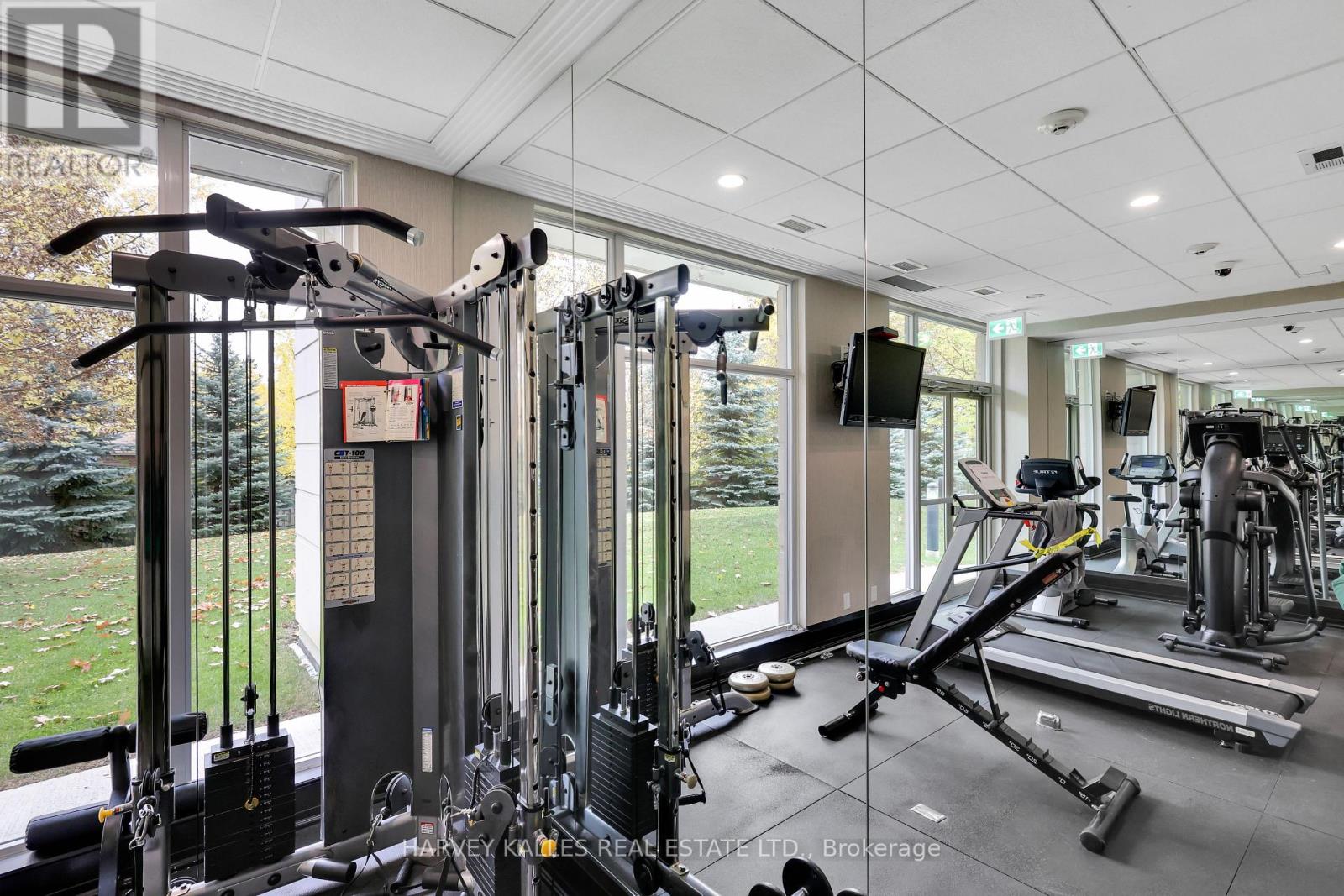 305 - 17 RUDDINGTON DRIVE