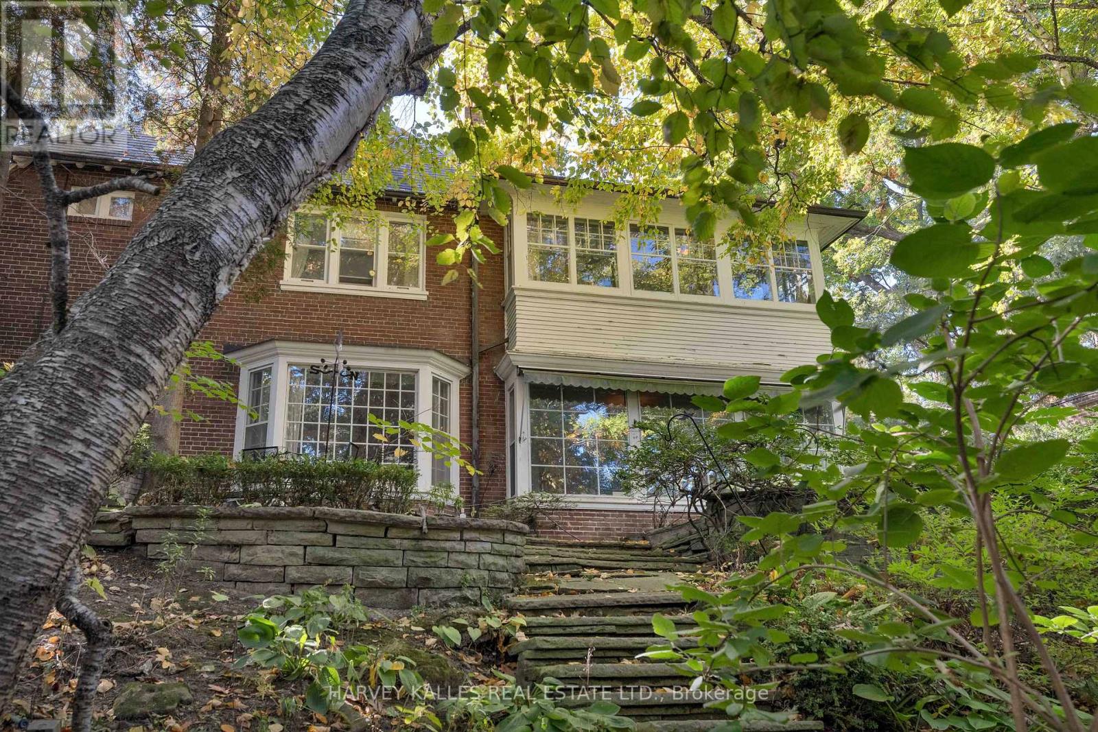 7 BEAUMONT ROAD