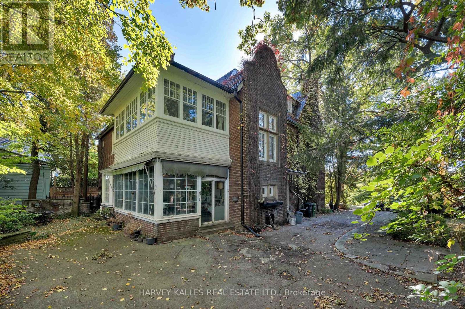 7 BEAUMONT ROAD