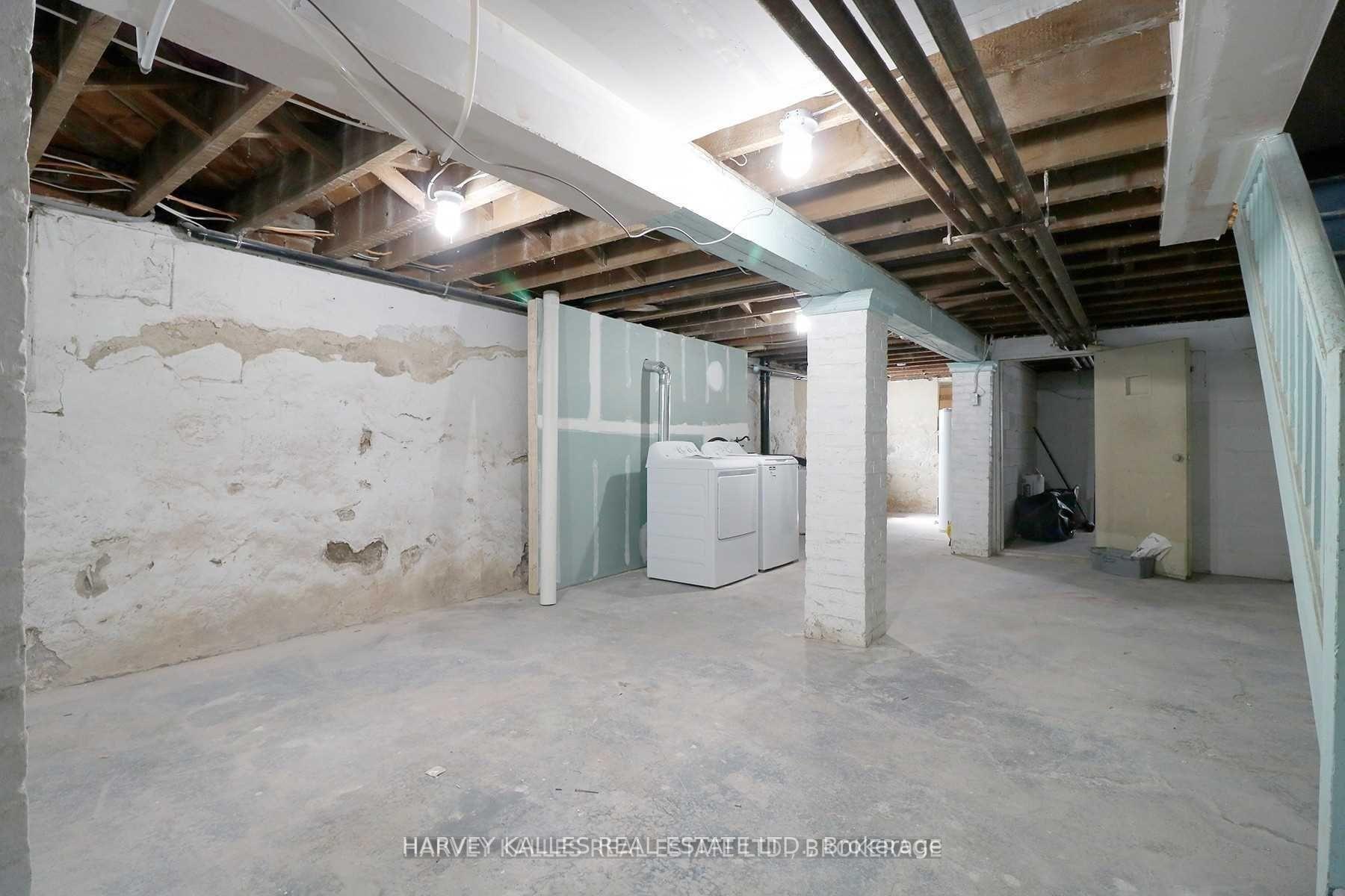 202 Major Street Main