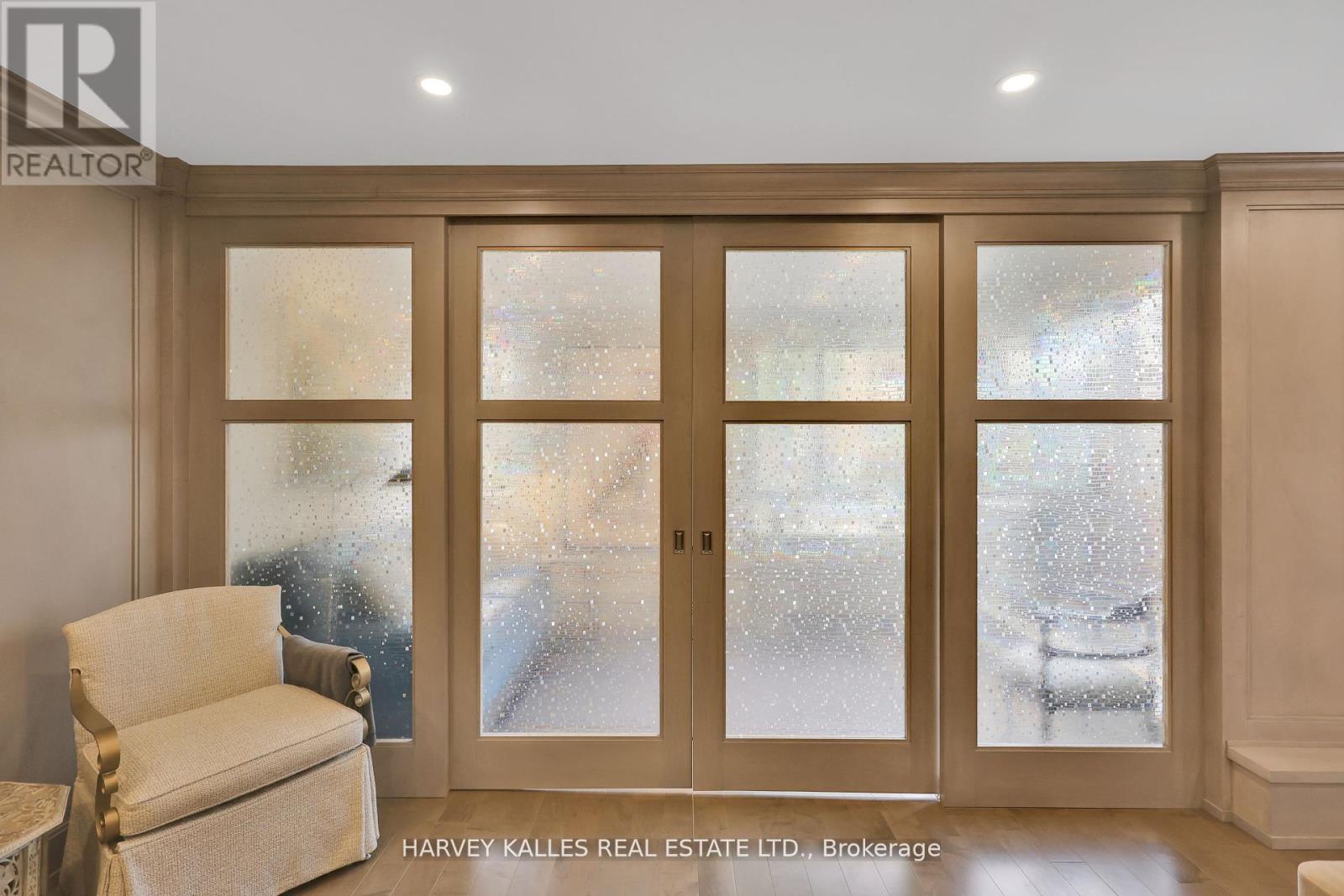 324-325 - 40 SYLVAN VALLEY WAY