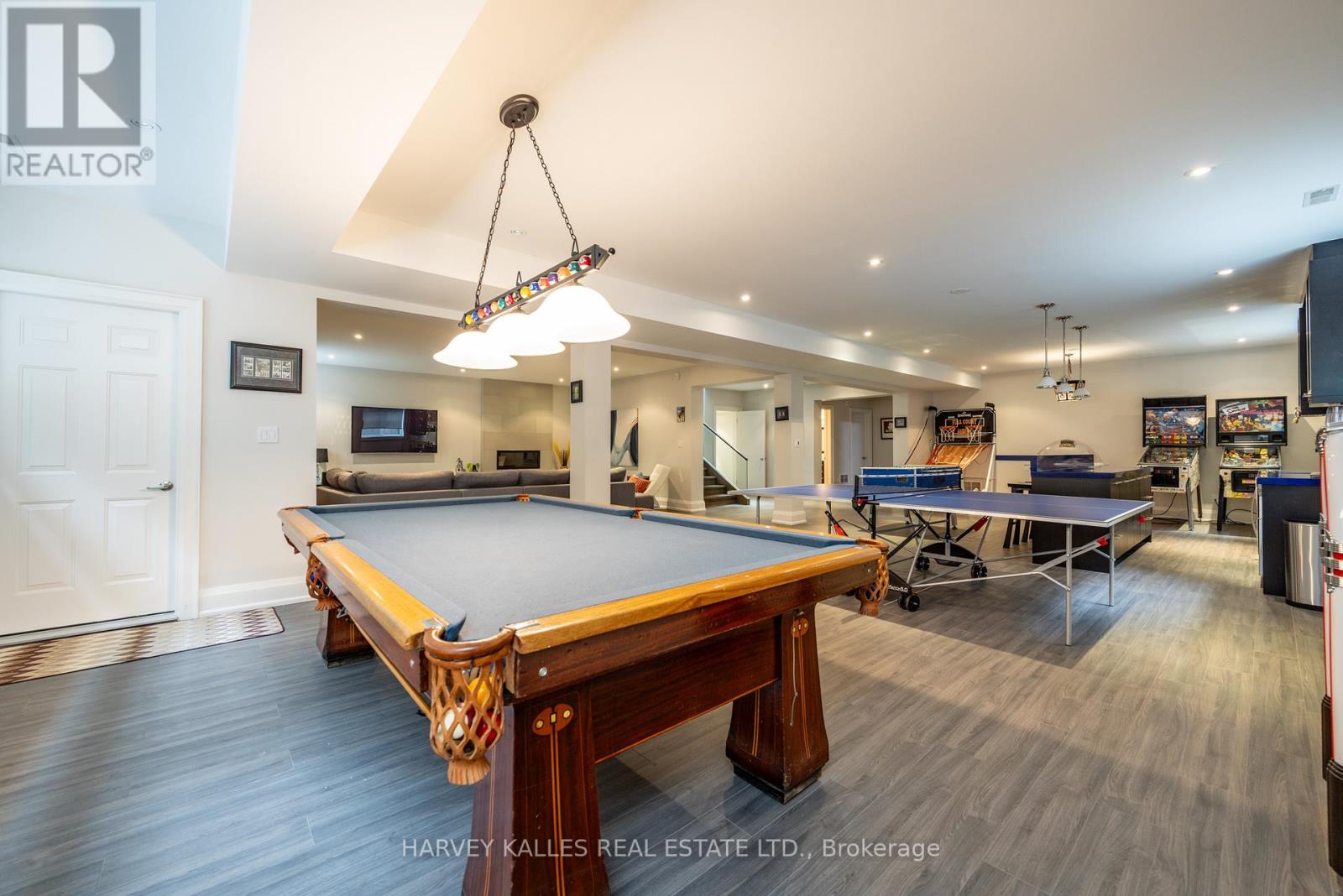 14 SULGRAVE CRESCENT