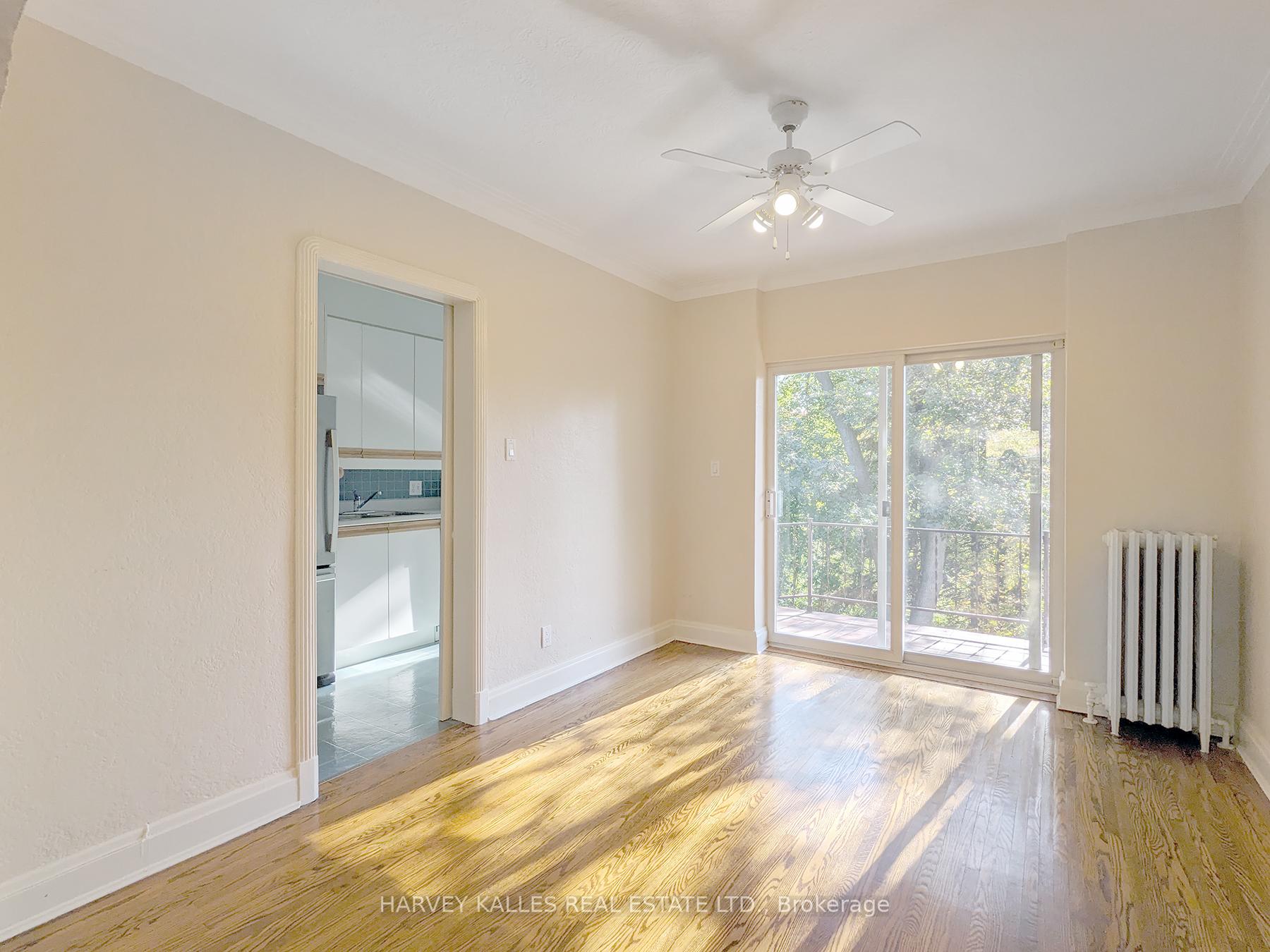 95 Chatsworth Drive Upper
