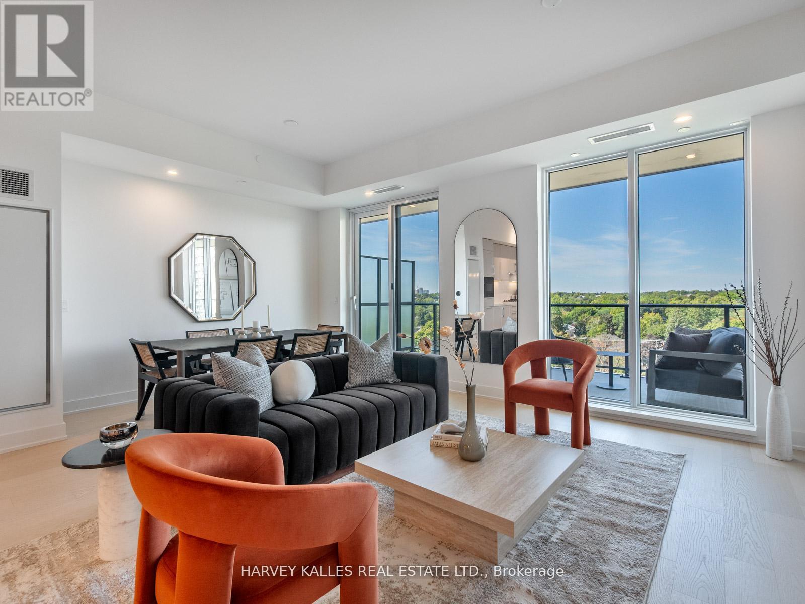 1003 - 8 MANOR ROAD W