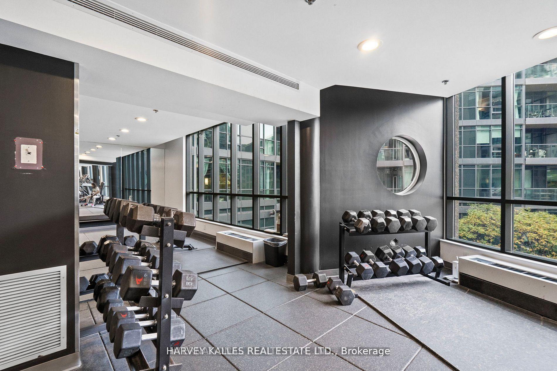 219 Fort York Boulevard 1608