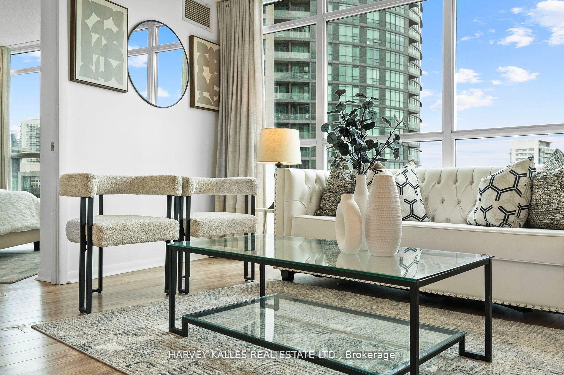 219 Fort York Boulevard 1608