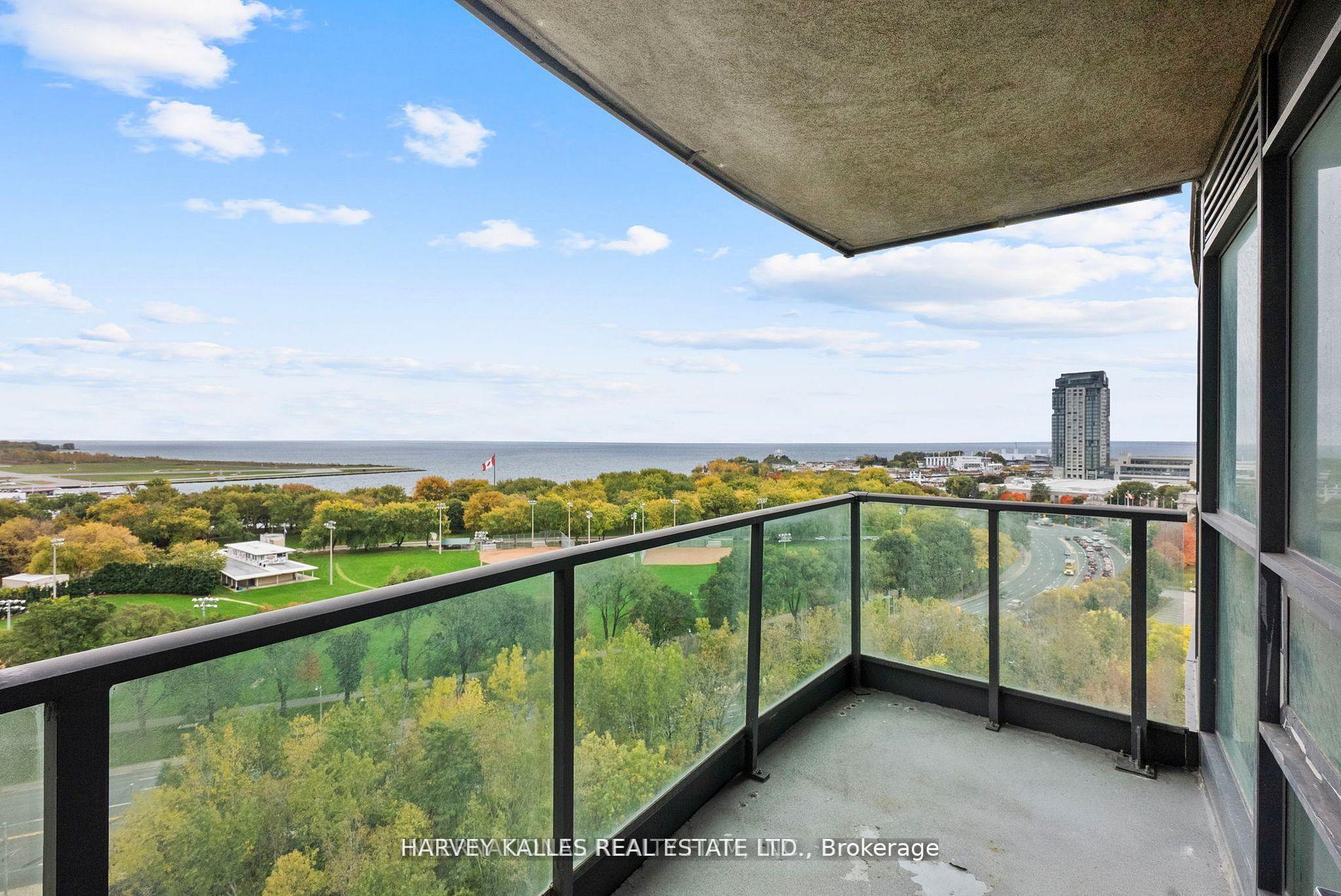 219 Fort York Boulevard 1608