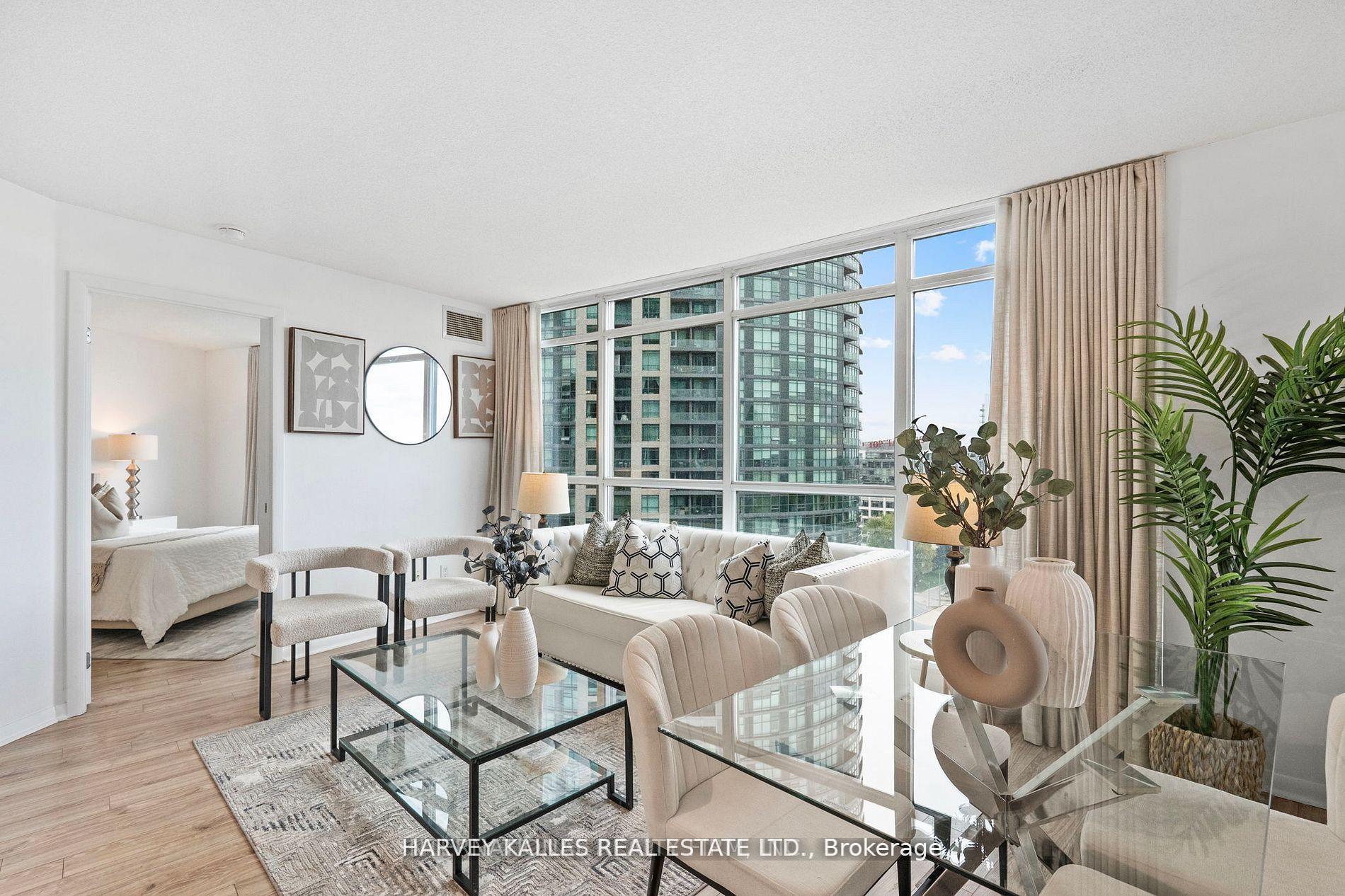 219 Fort York Boulevard 1608